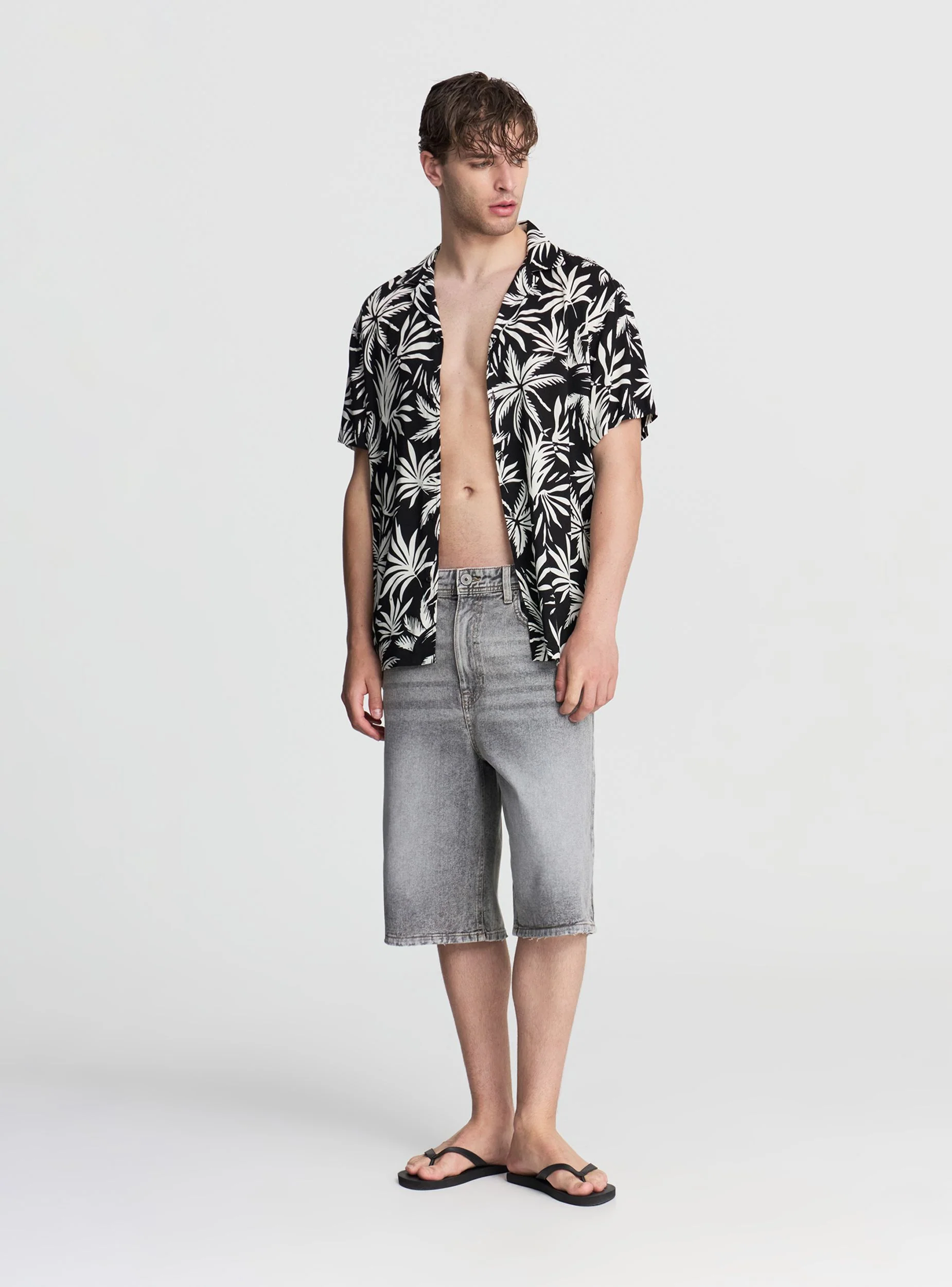 Bermuda baggy in denim - Image 2