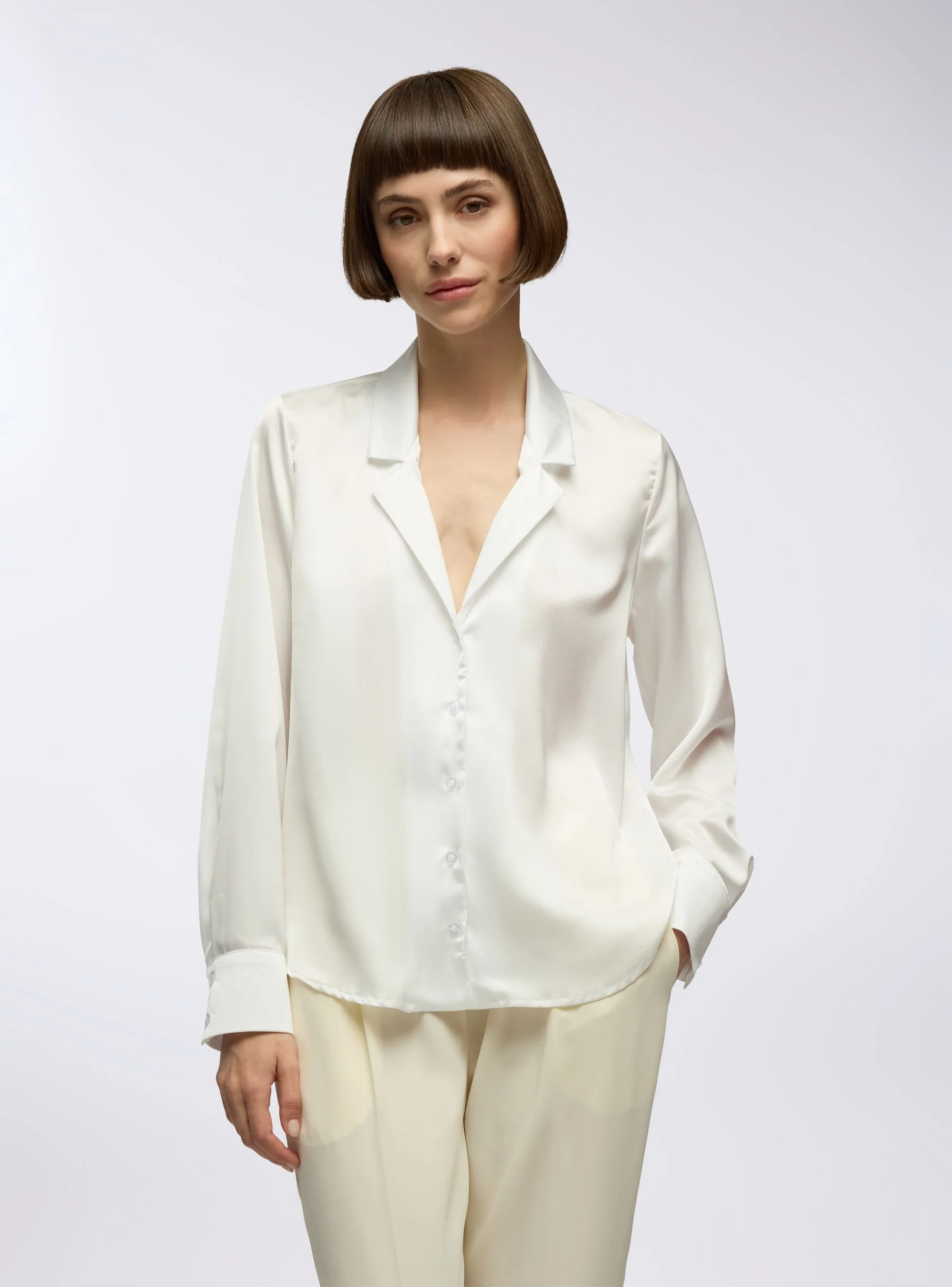 Blusa con revers effetto raso - Image 3