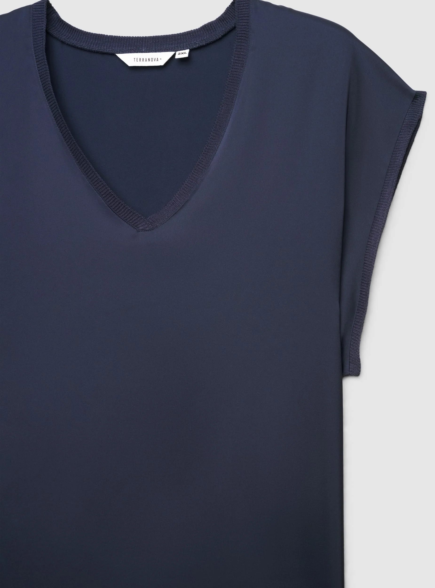 Blusa con scollo a V - Image 6