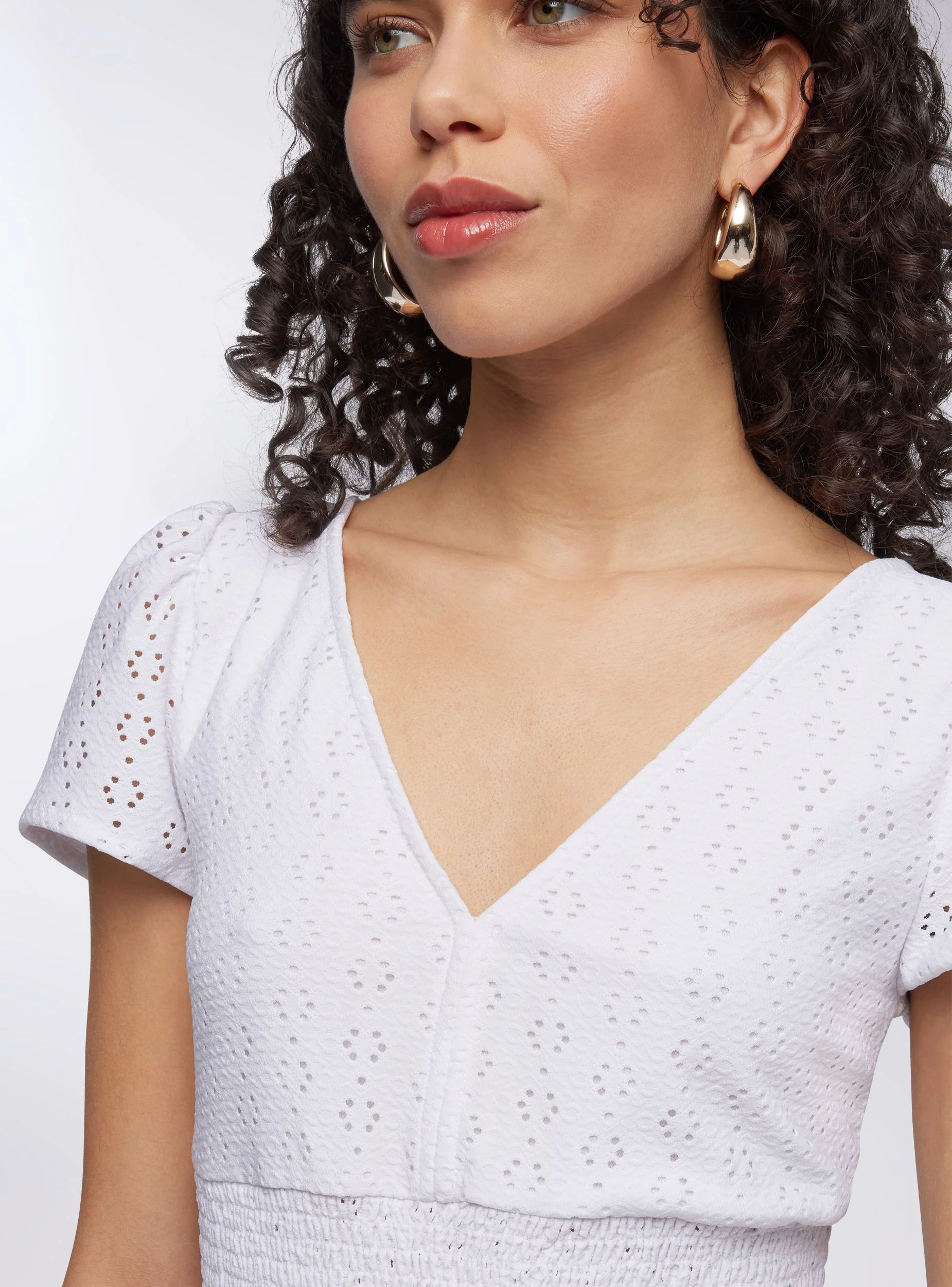Blusa crop in sangallo - Image 2