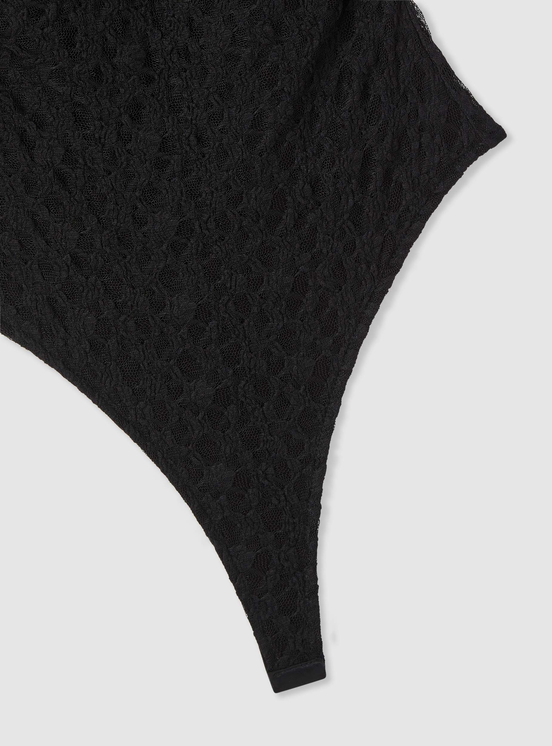 Body in pizzo con ferretto e spalline sottili - Image 6