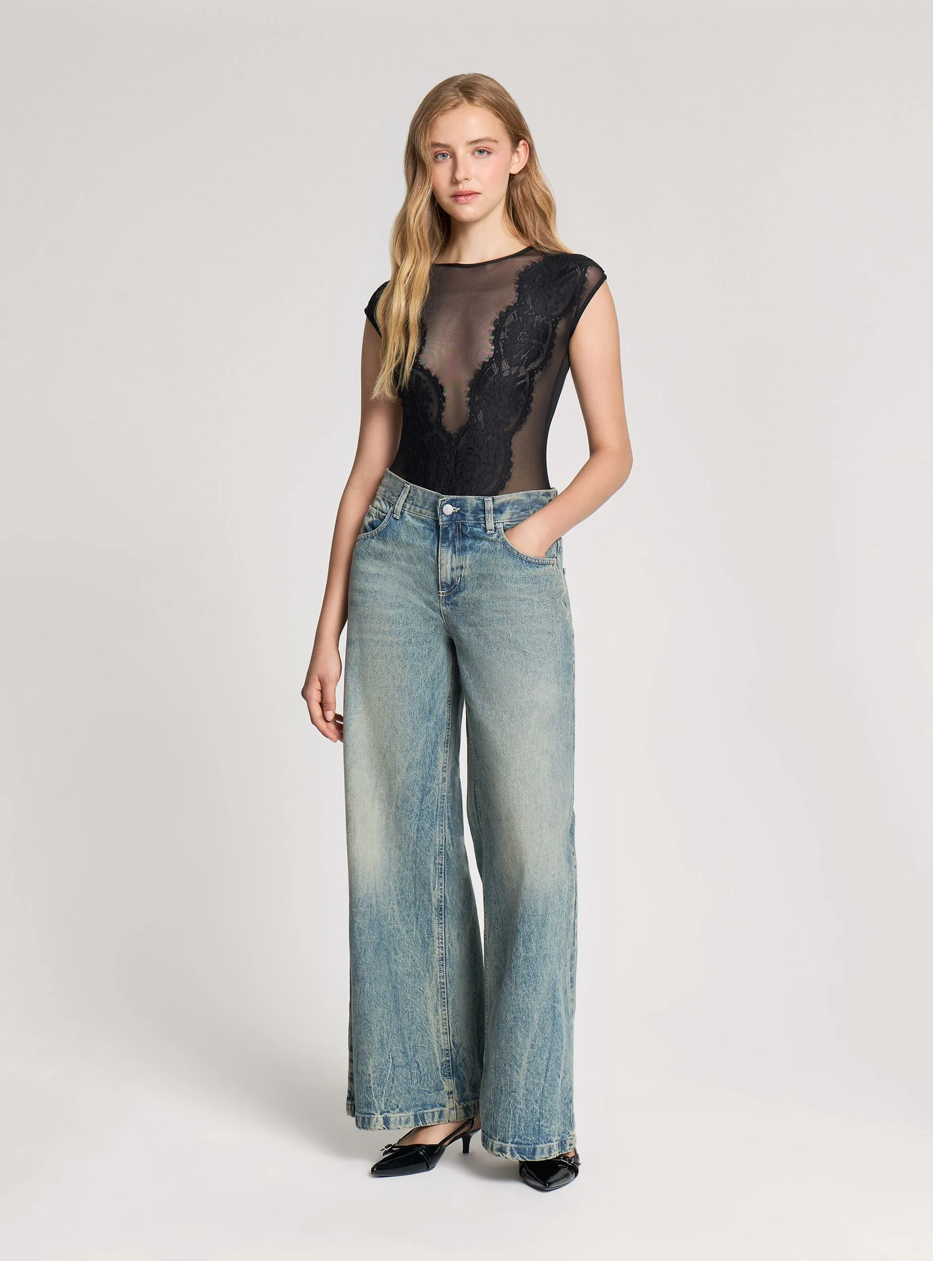 Body semitrasparente con pizzo