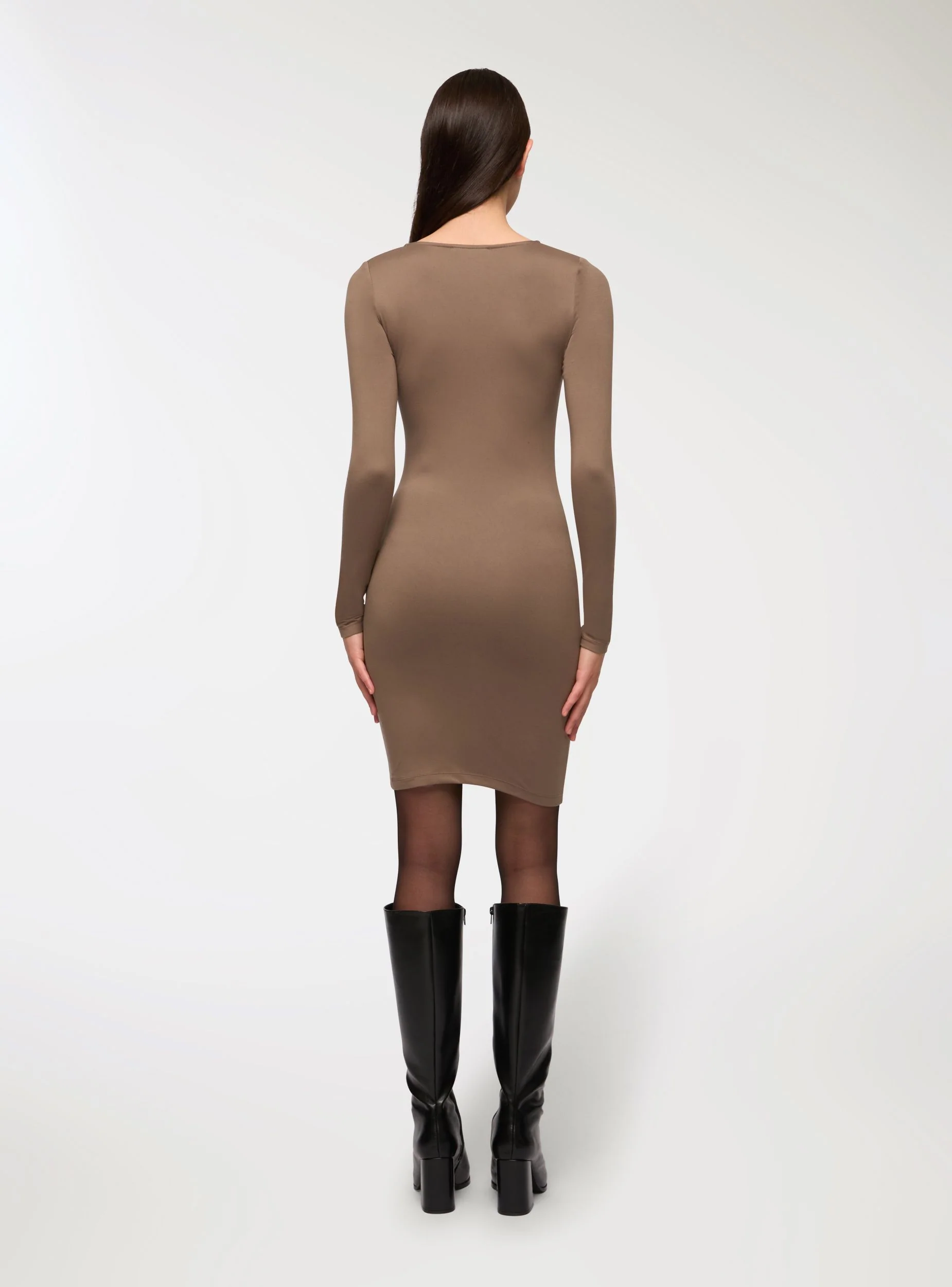 Bodydress scollo ampio in tessuto caldo - Image 3