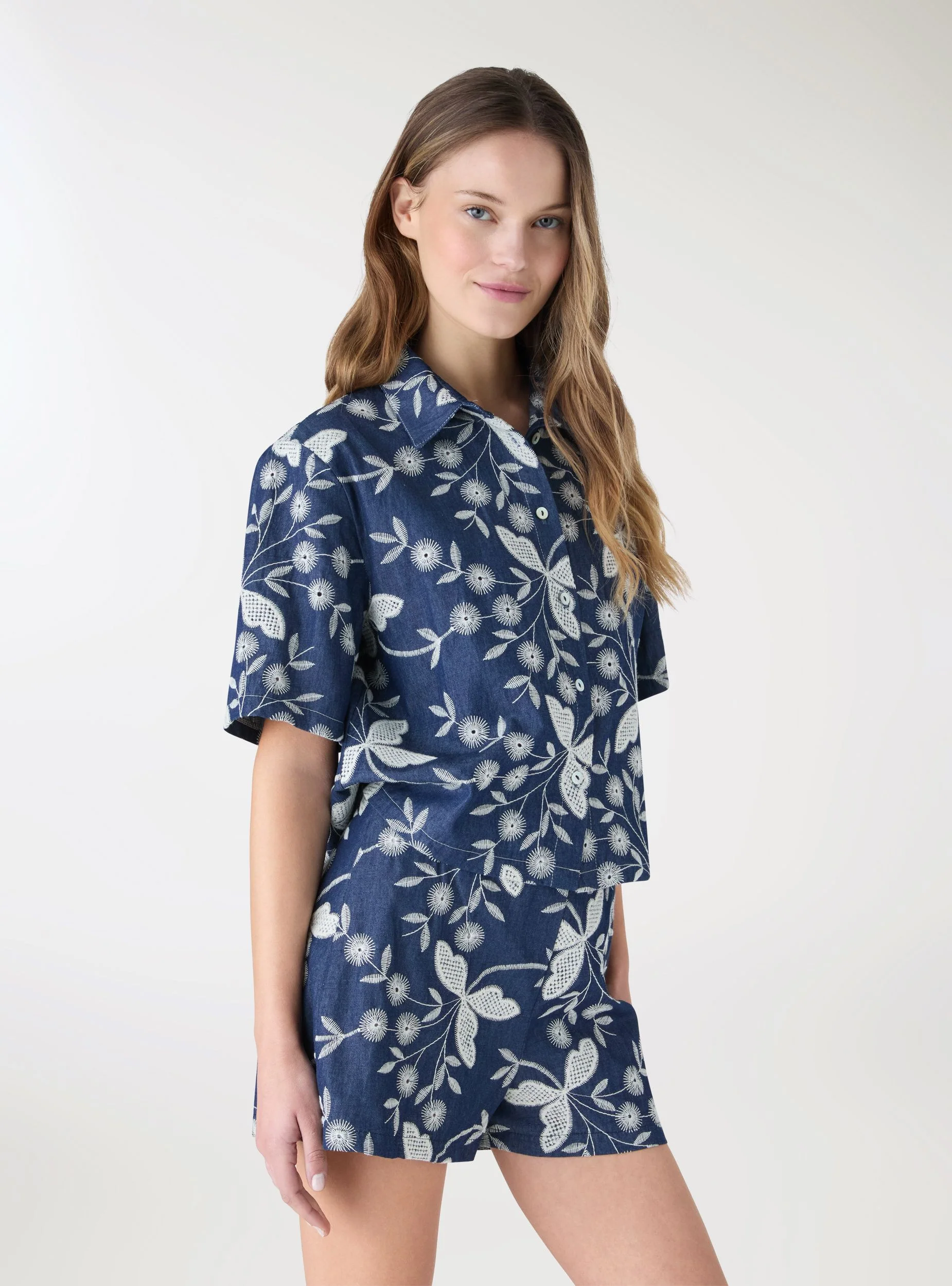 Camicia a maniche corte con stampa floreale - Image 2