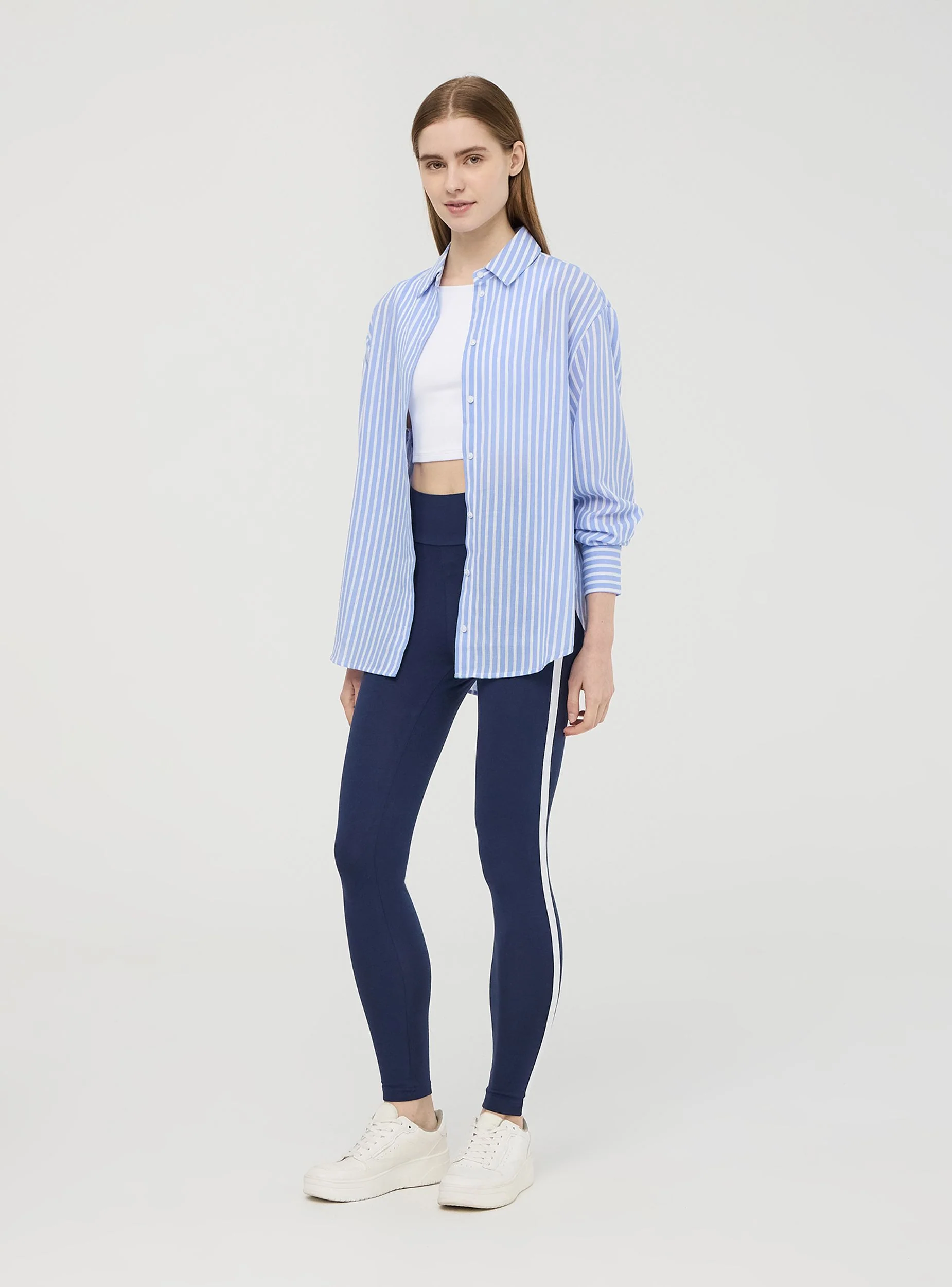 Camicia a righe in tessuto leggero