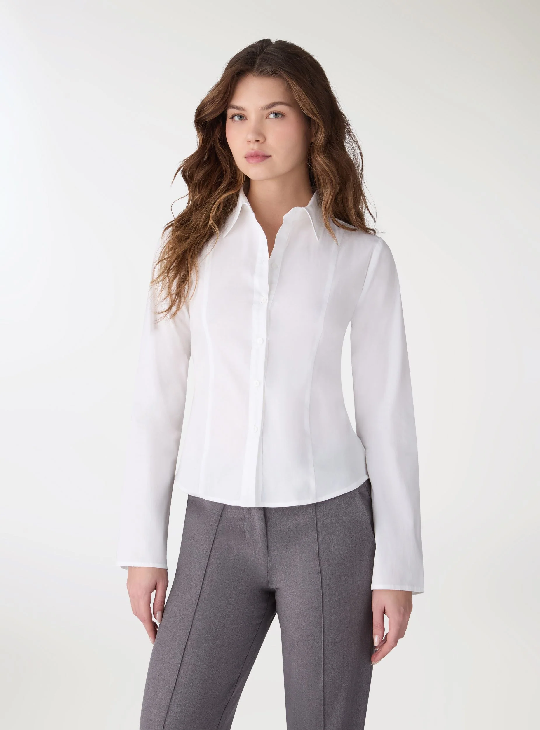 Camicia aderente a tinta unita - Image 2