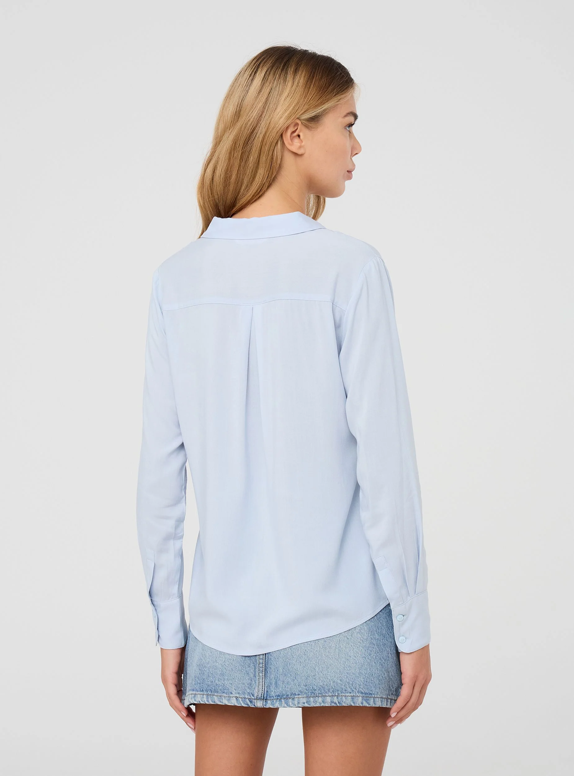 Camicia ampia a tinta unita