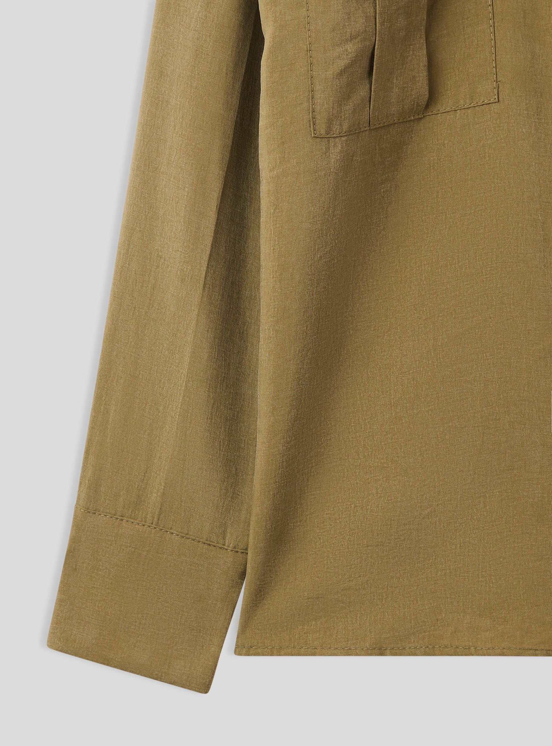 Camicia ampia con tasche applicate - Image 6