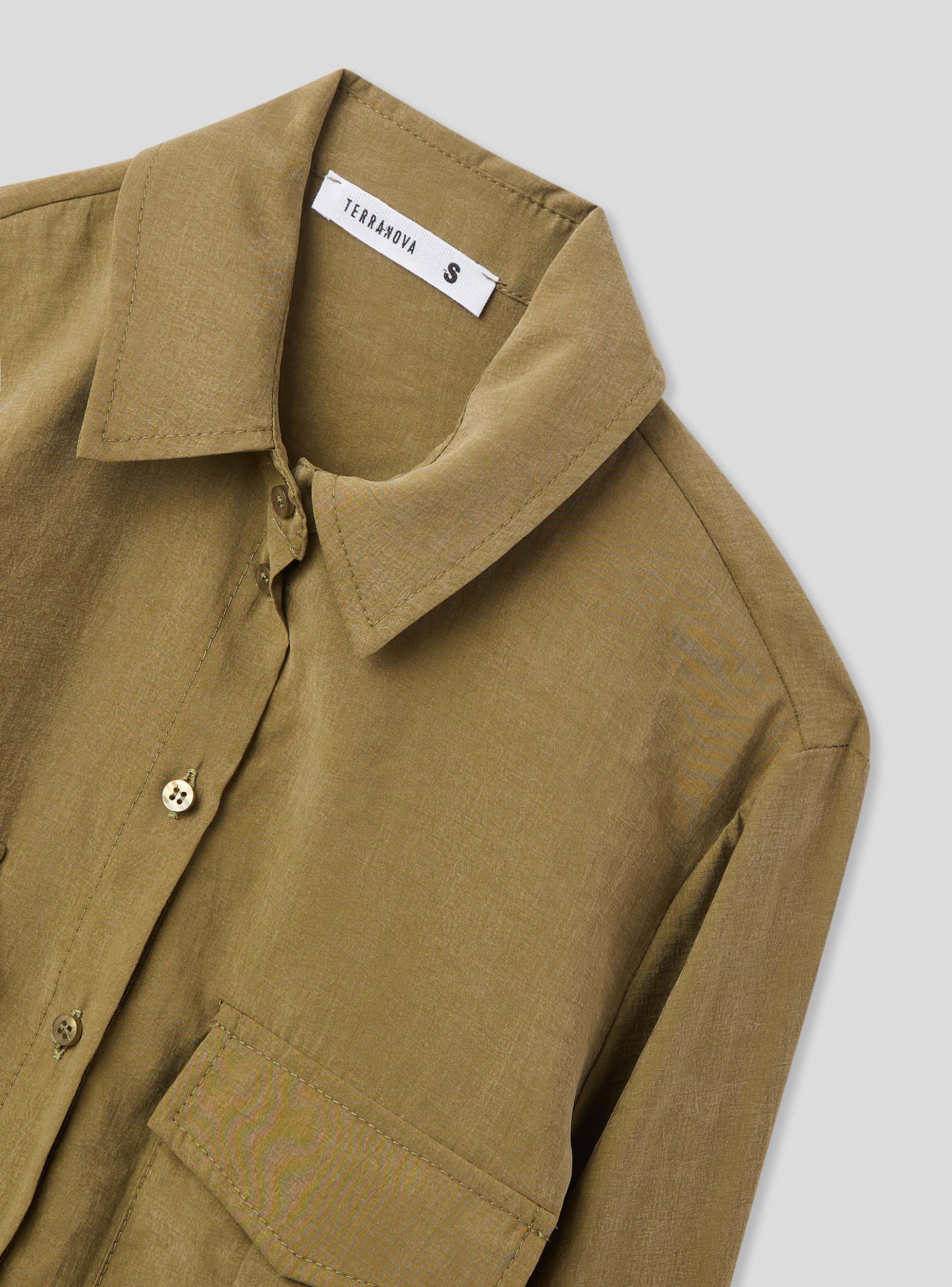 Camicia ampia con tasche applicate - Image 7