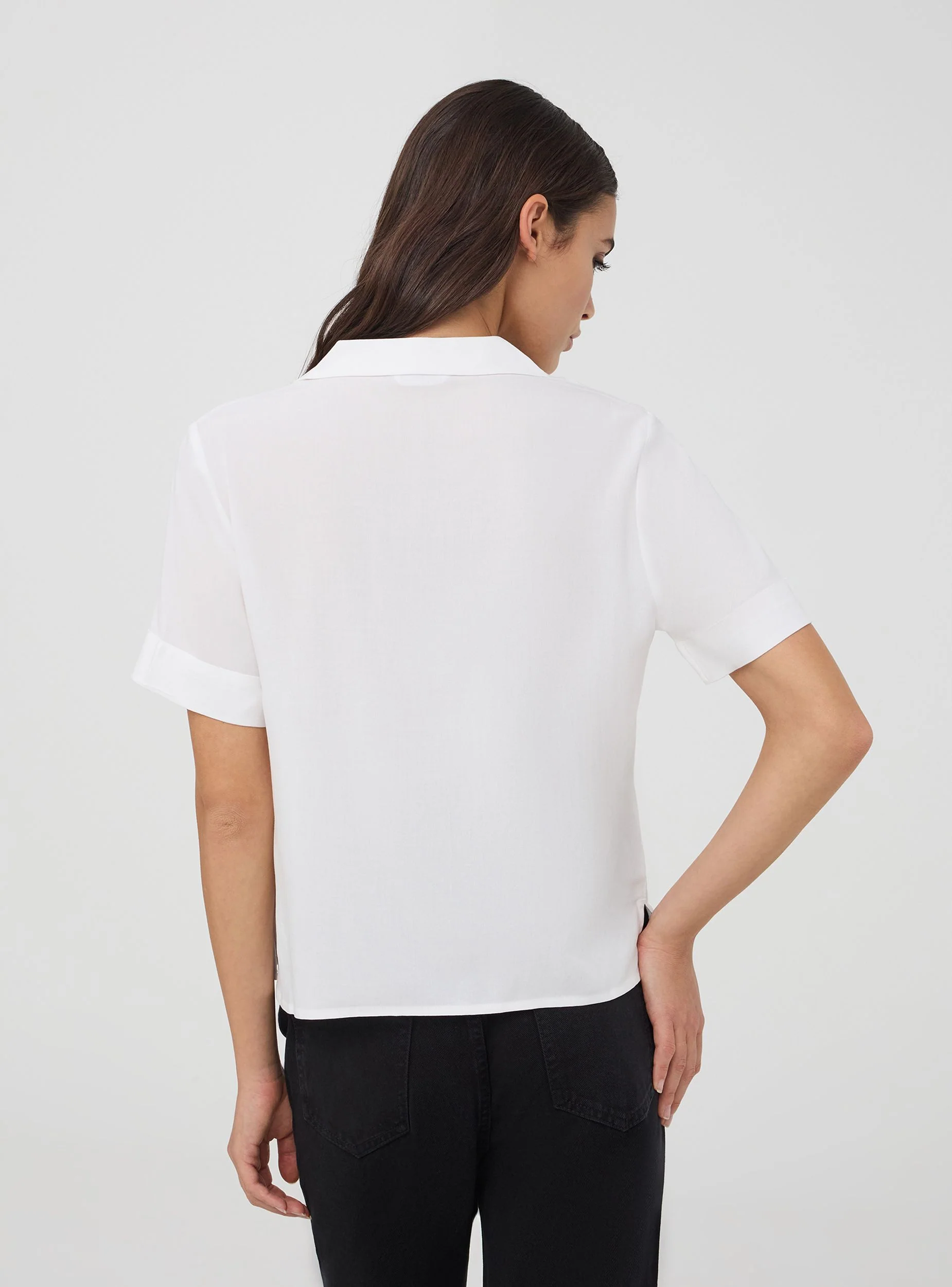 Camicia ampia maniche corte
