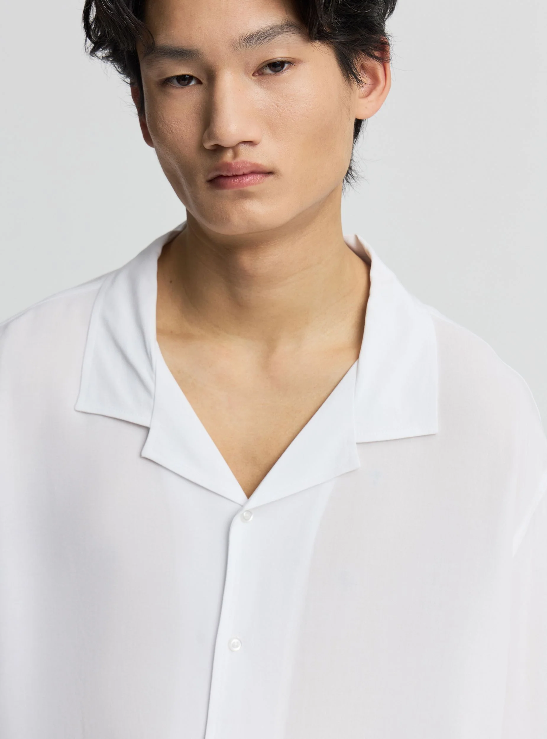 Camicia bowling crop tinta unita - Image 3