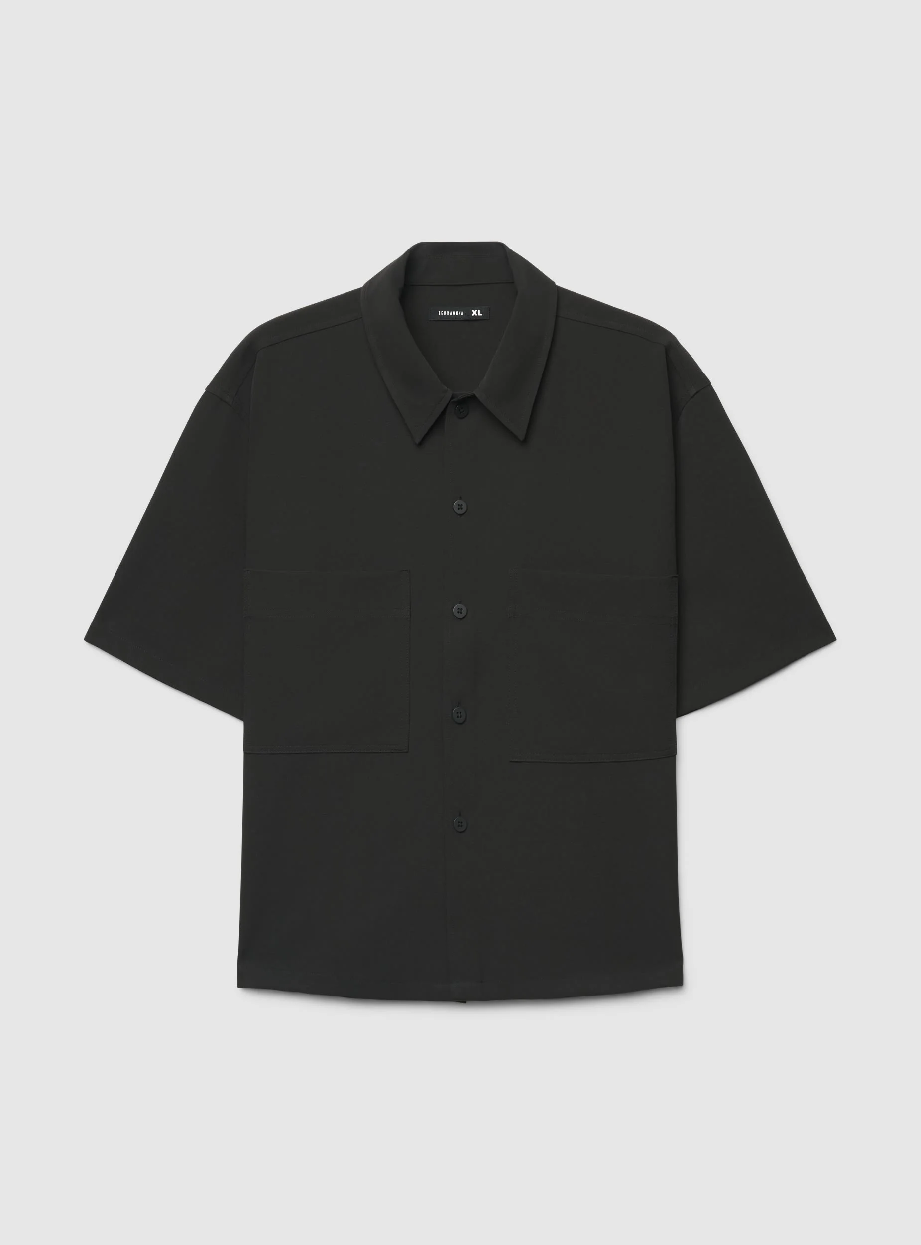 Camicia boxy a tinta unita con tasche - Image 6