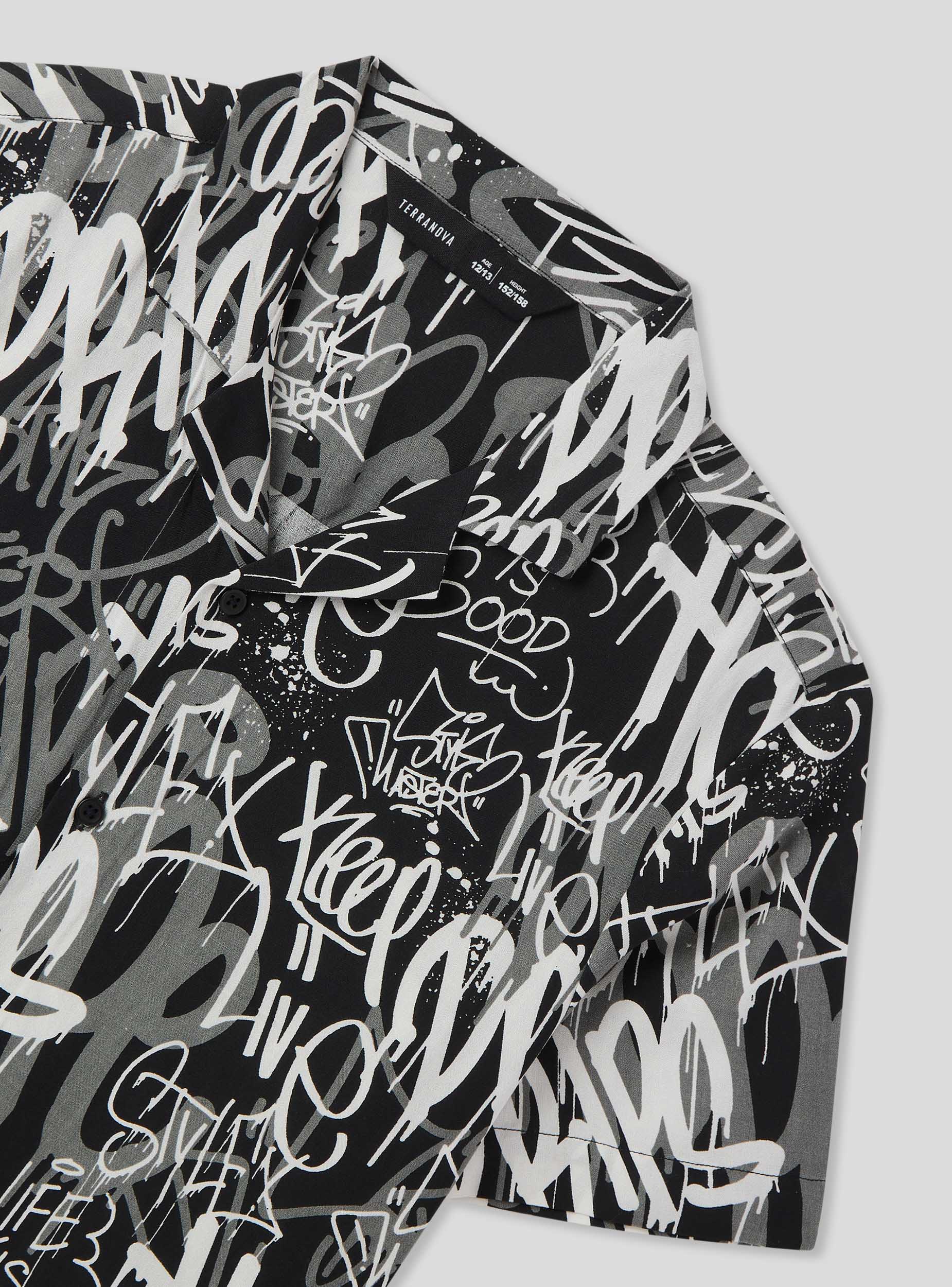 Camicia con fantasia scritte graffiti - Image 4