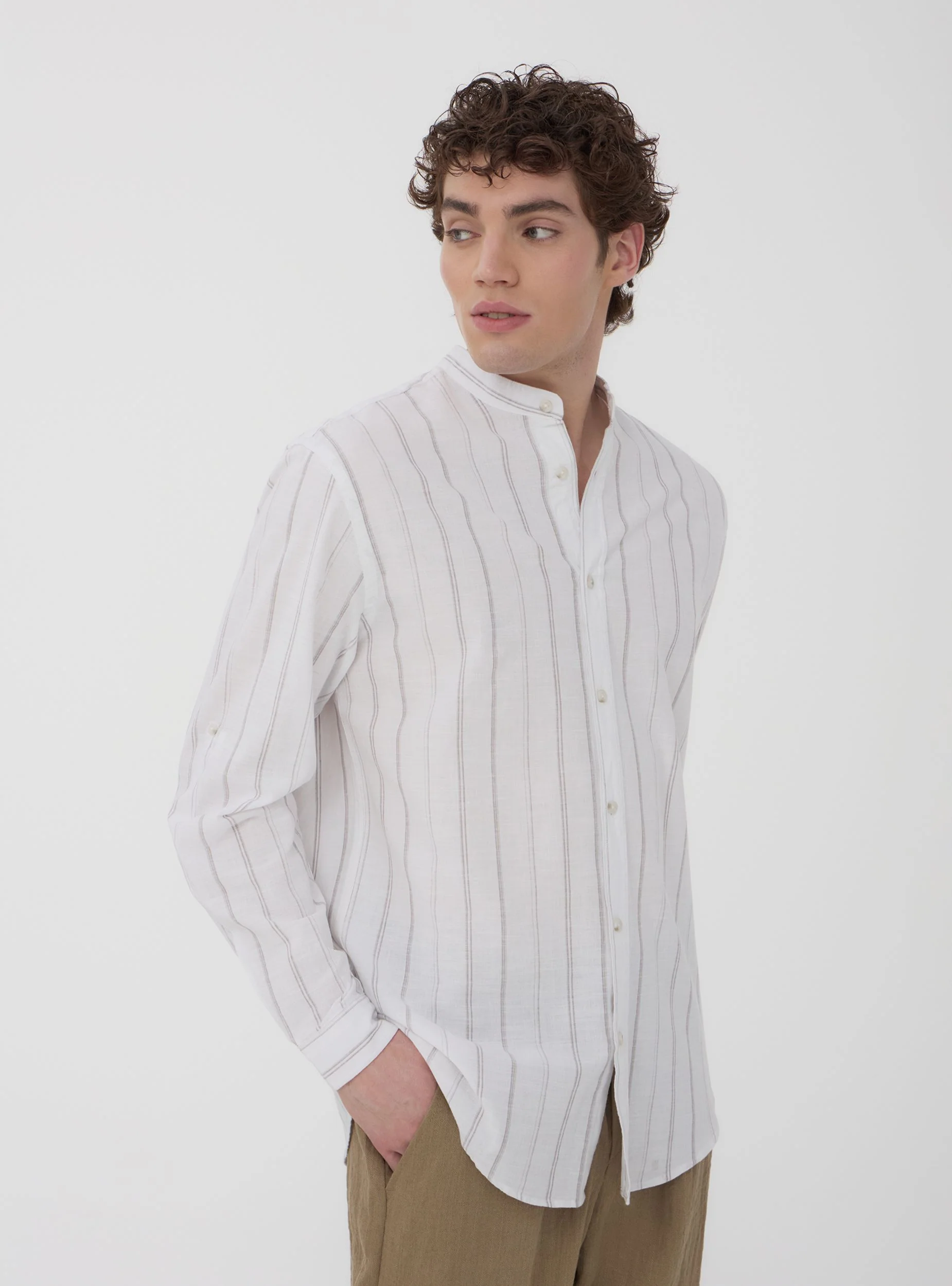 Camicia coreana in misto lino a righe - Image 7