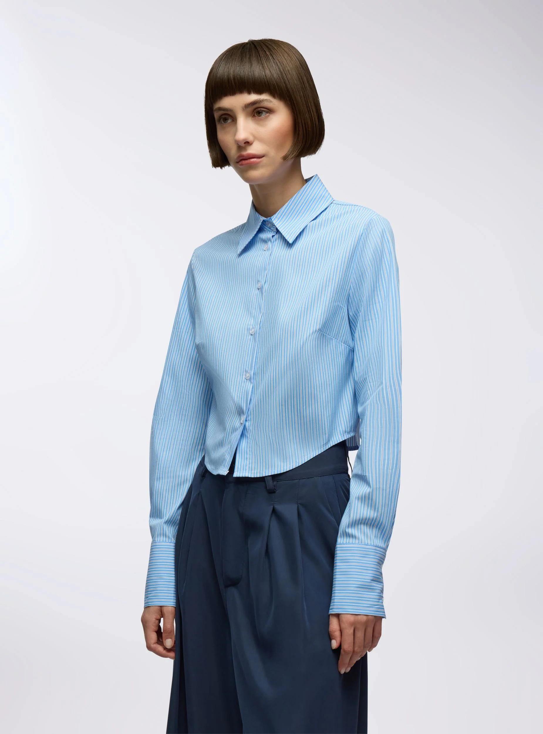 Camicia crop a righe slim fit - Image 3