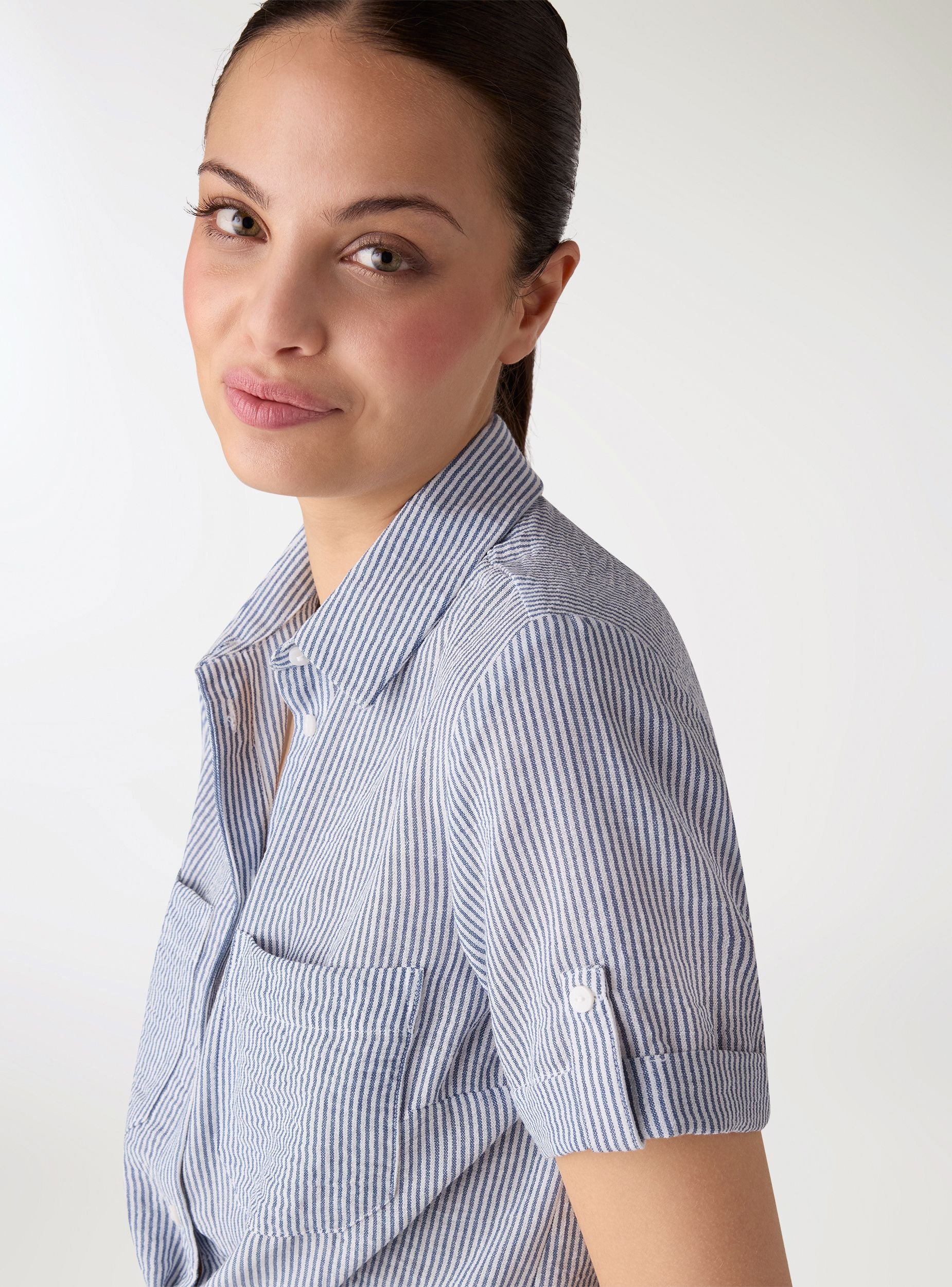 Camicia crop con nodo a righe effetto lino - Image 3