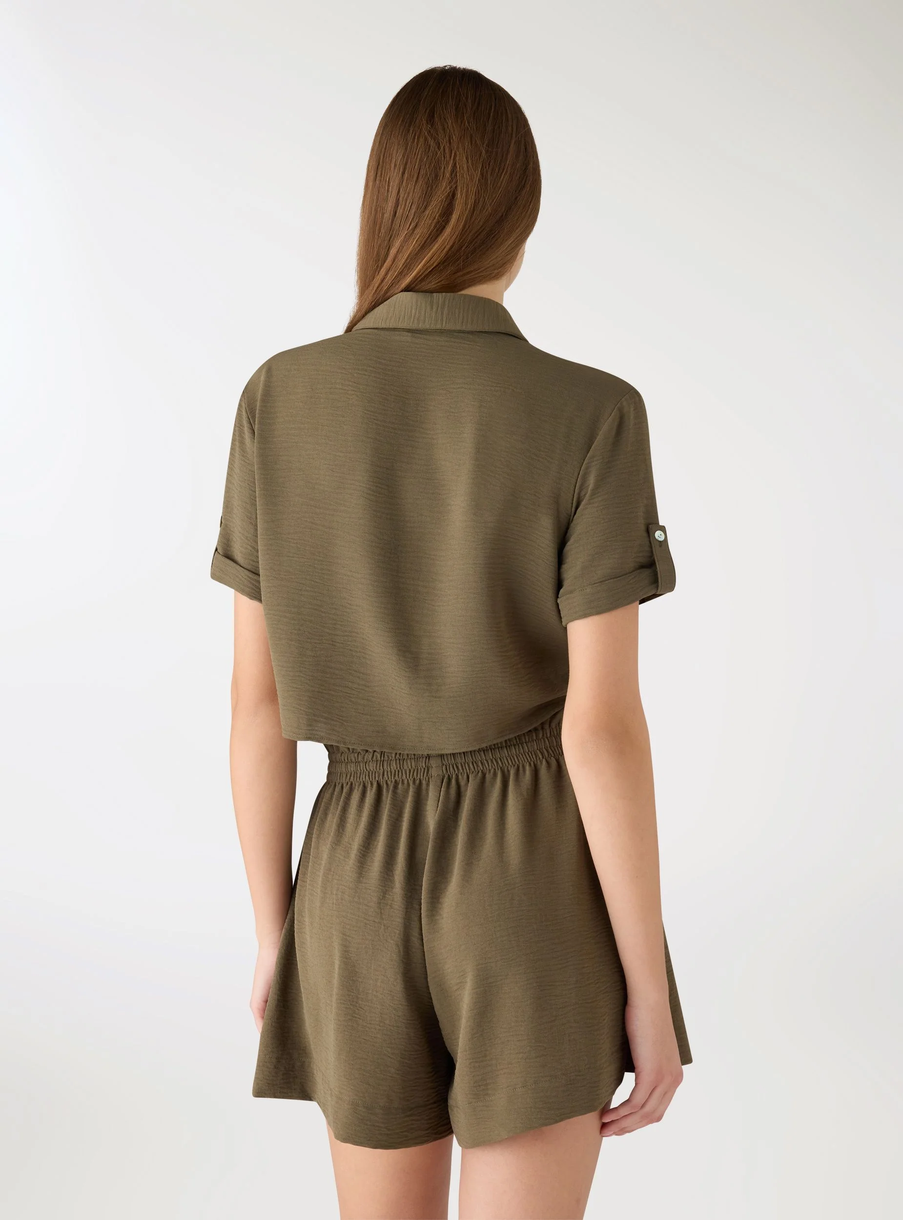 Camicia crop con nodo frontale - Image 2