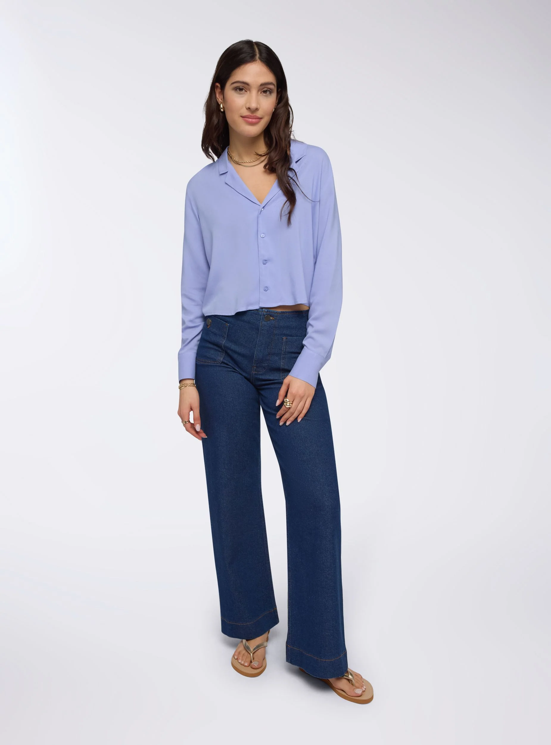 Camicia crop in viscosa con revers