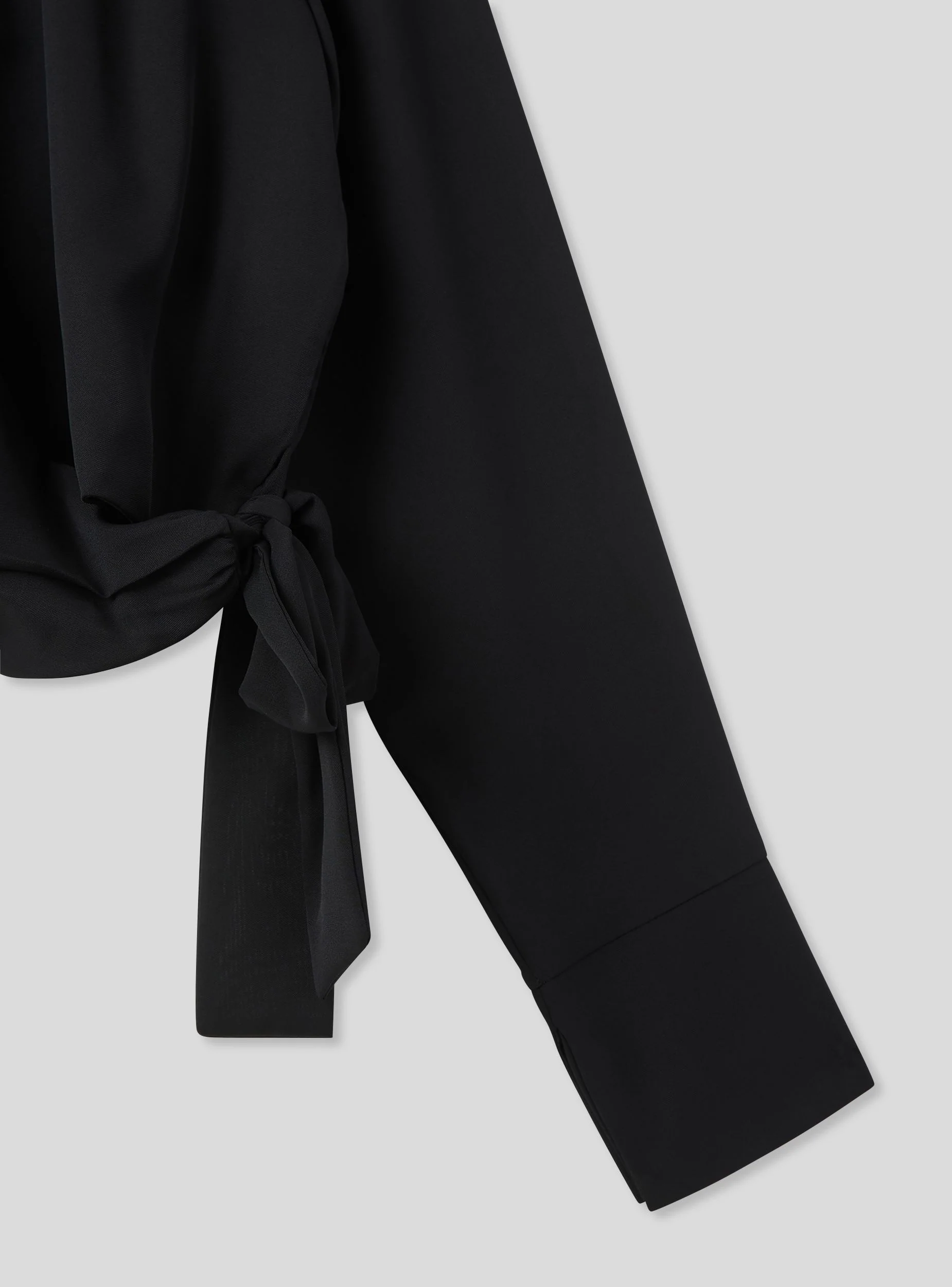 Camicia crop incrociata con nodo - Image 6