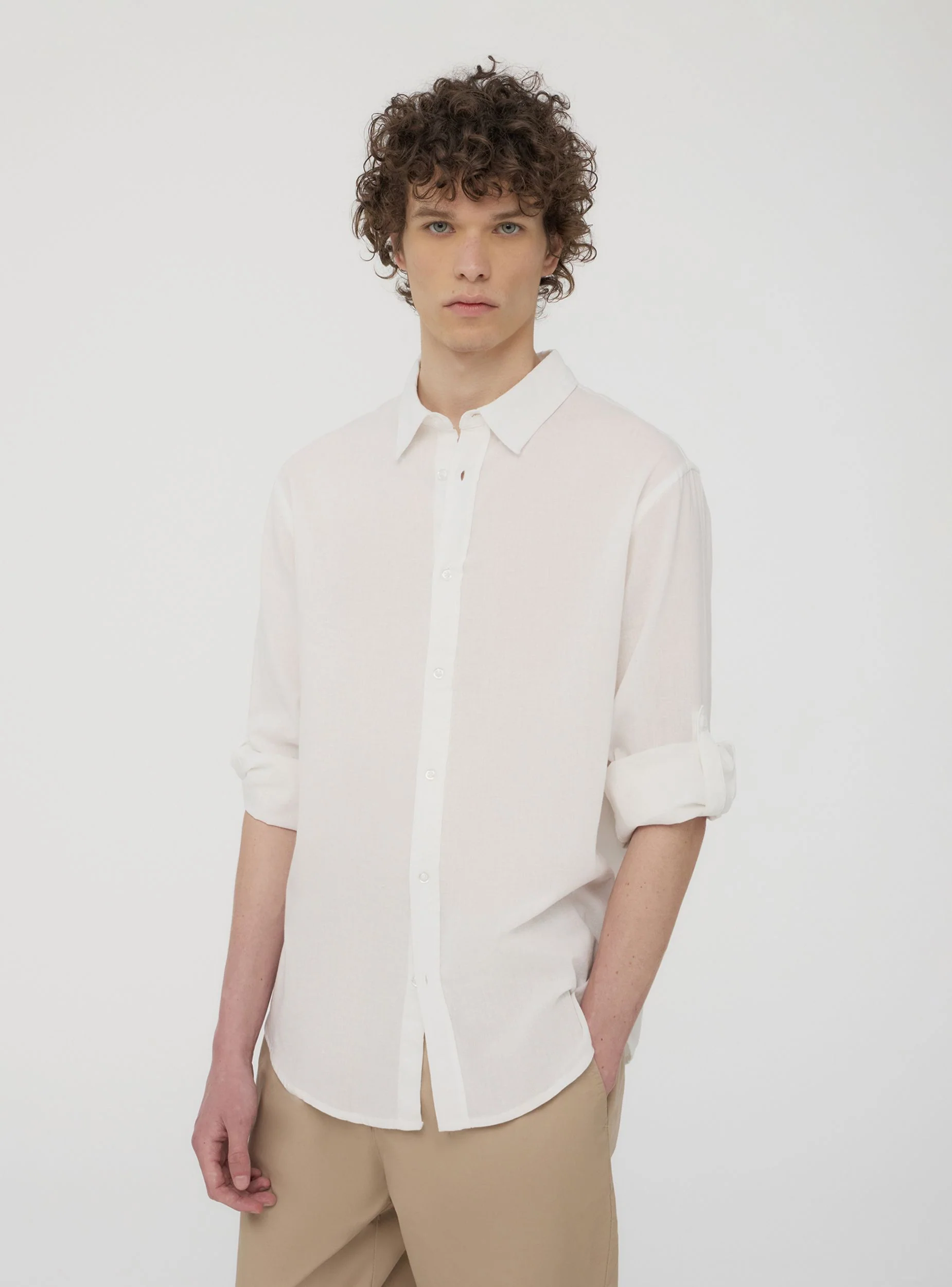 Camicia misto lino tinta unita
