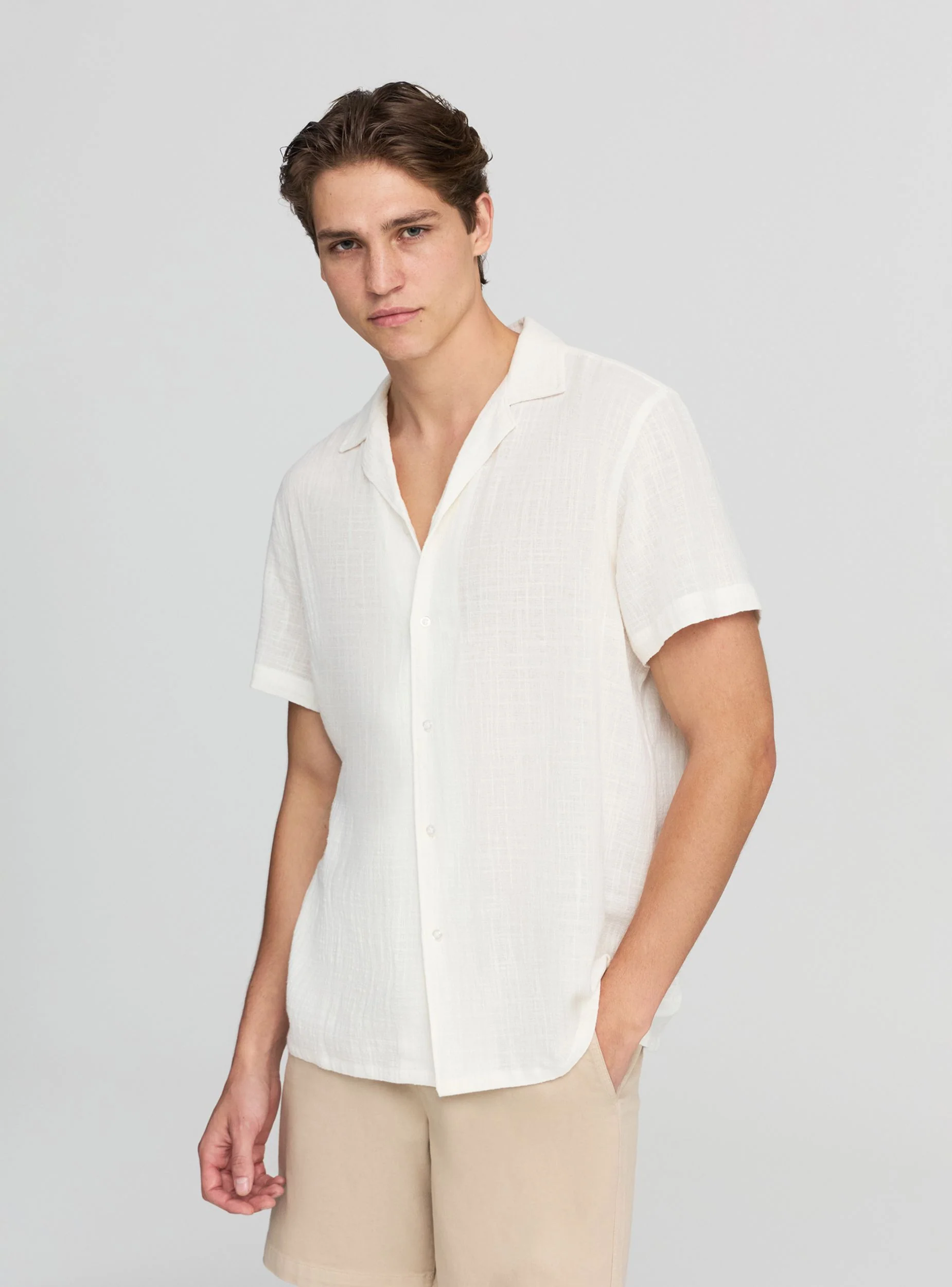 Camicia tinta unita classica