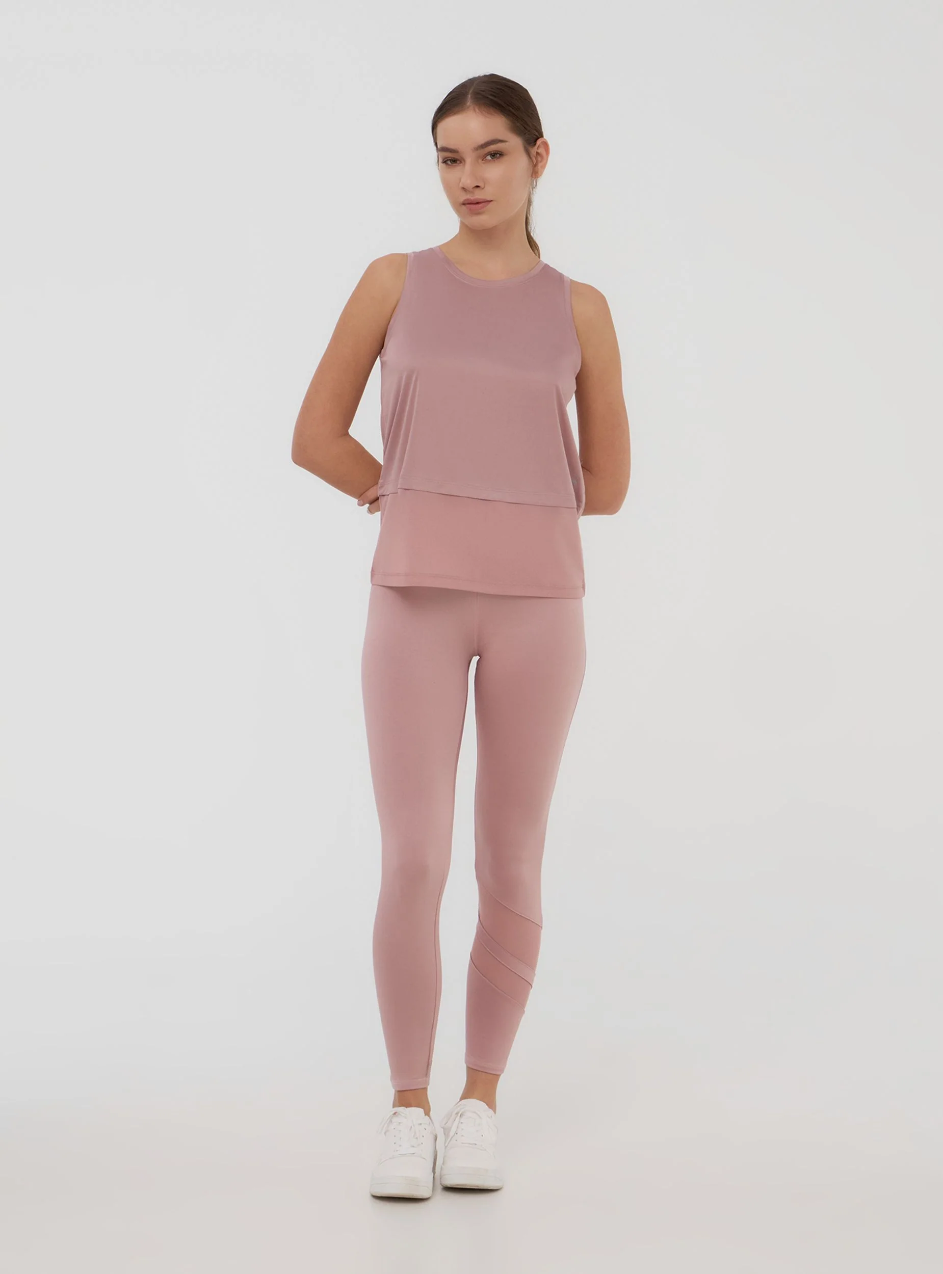 Canotta sportiva con tulle semitrasparente - Image 3