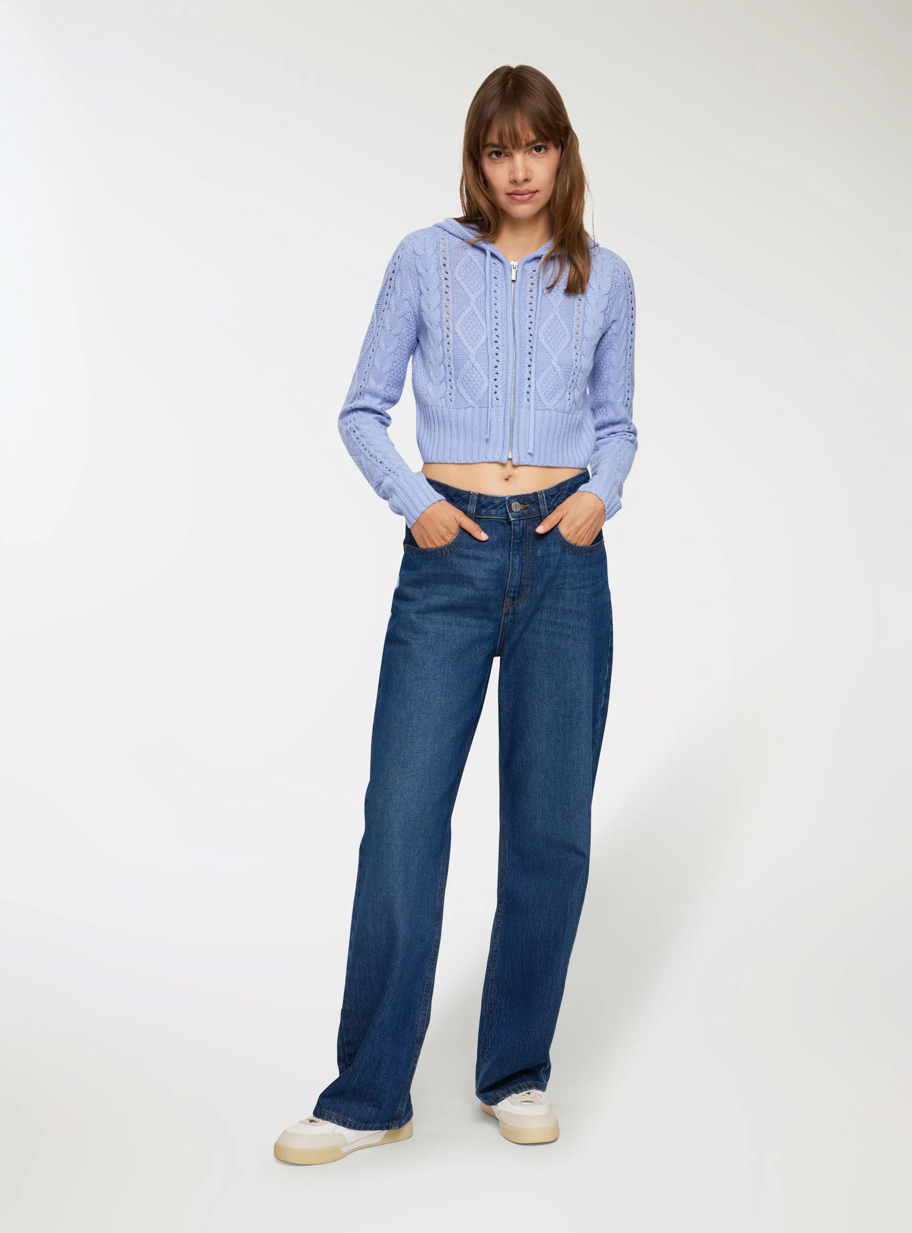 Cardigan a trecce con cappuccio