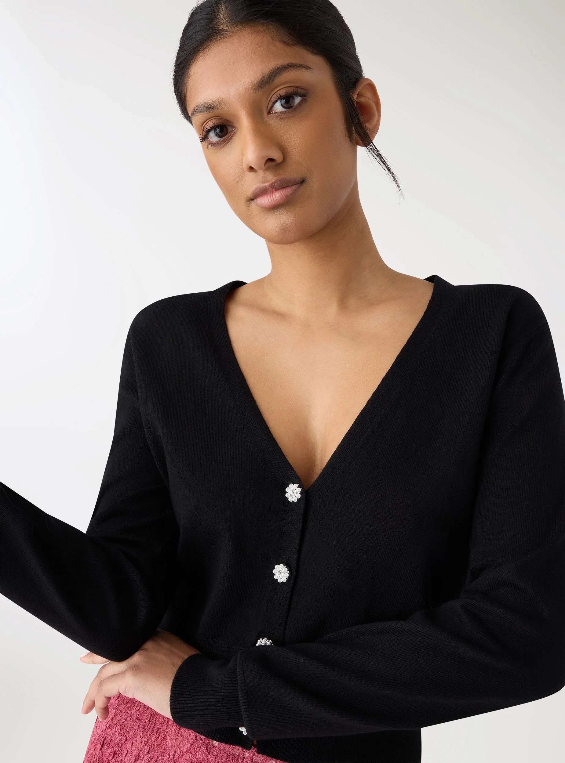 Cardigan scollo a V e bottoni gioiello - Image 4