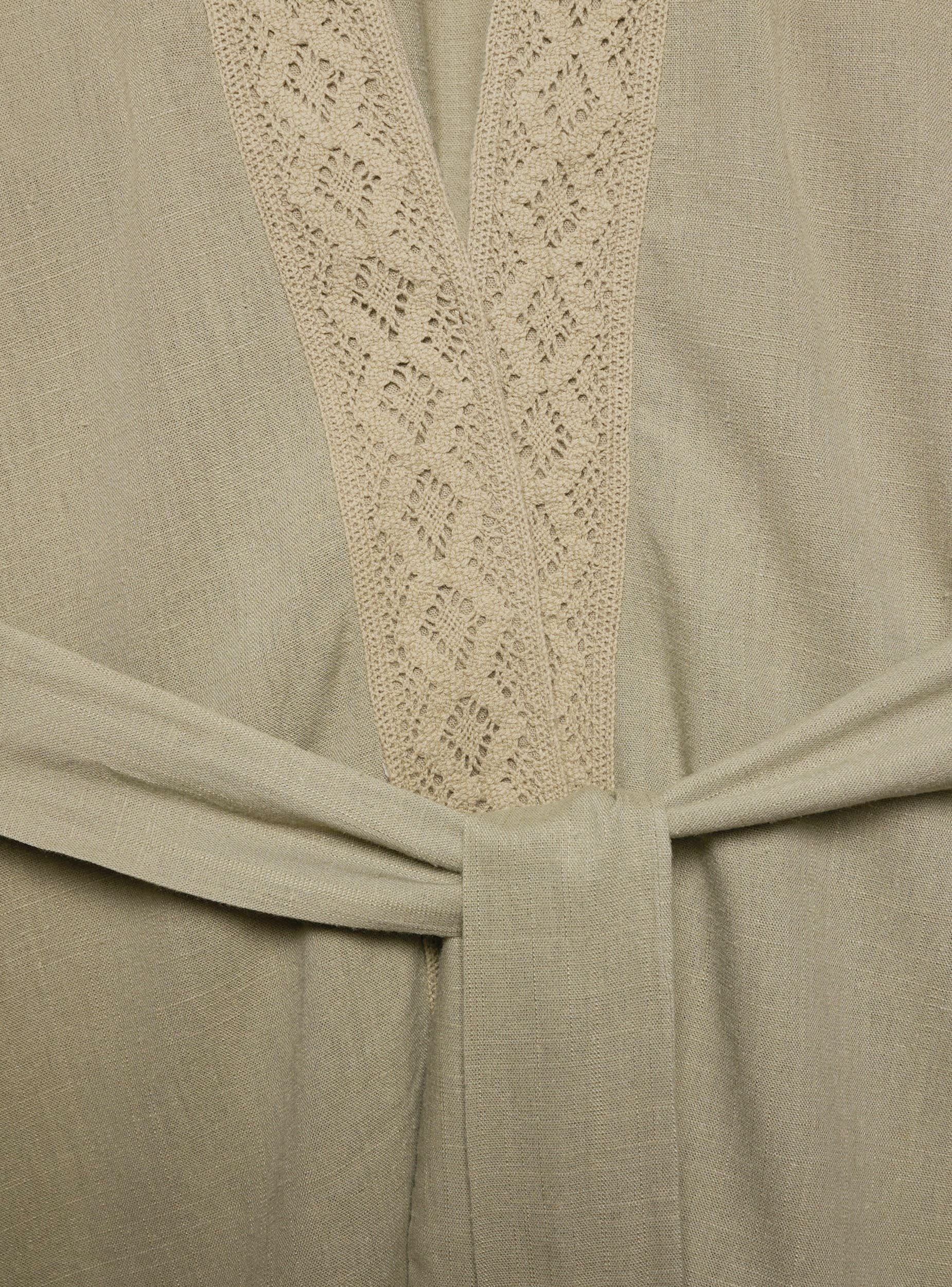 Coprispalle con cintura e bordi in pizzo - Image 6