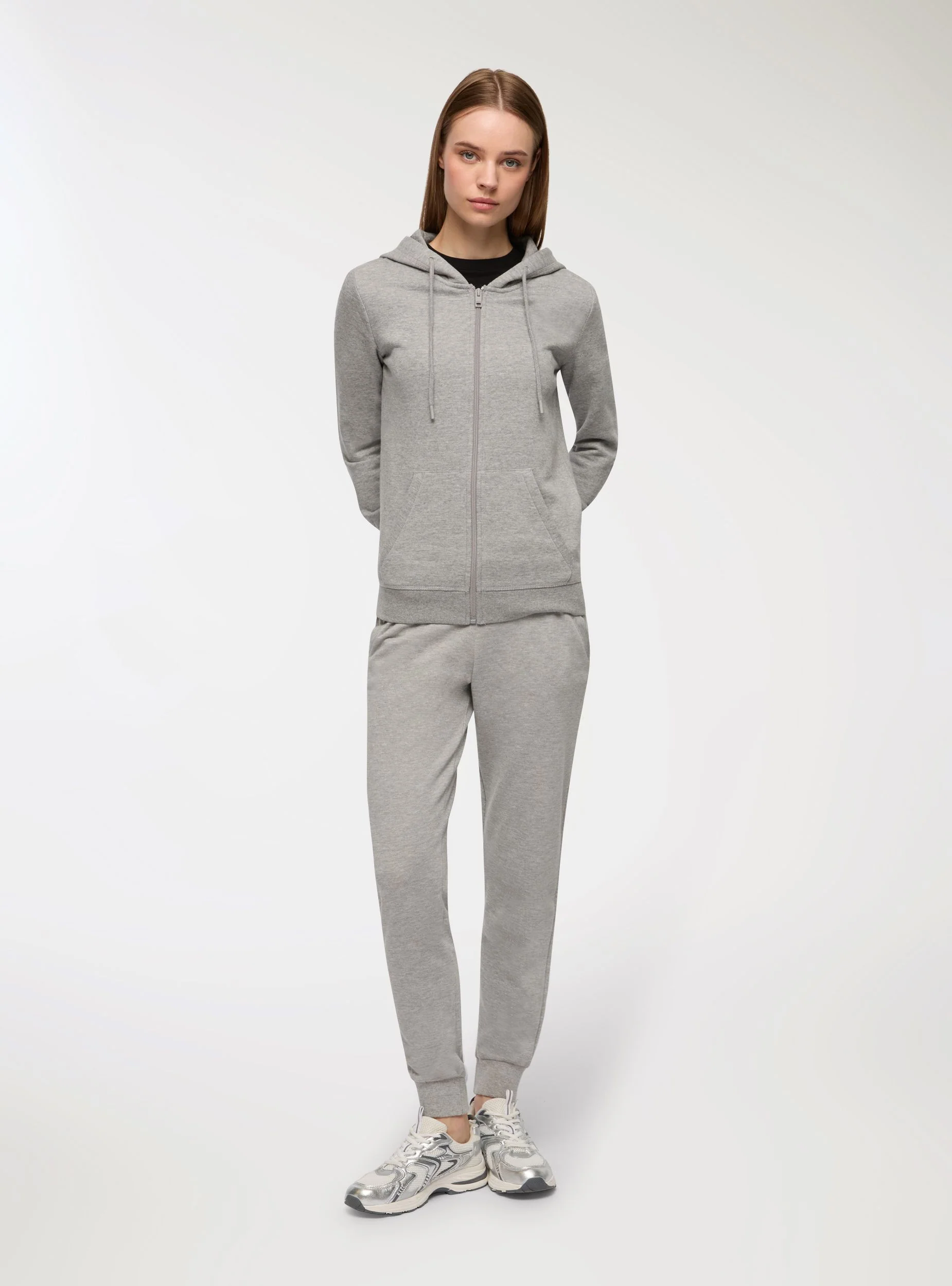 Felpa basic con cappuccio e zip