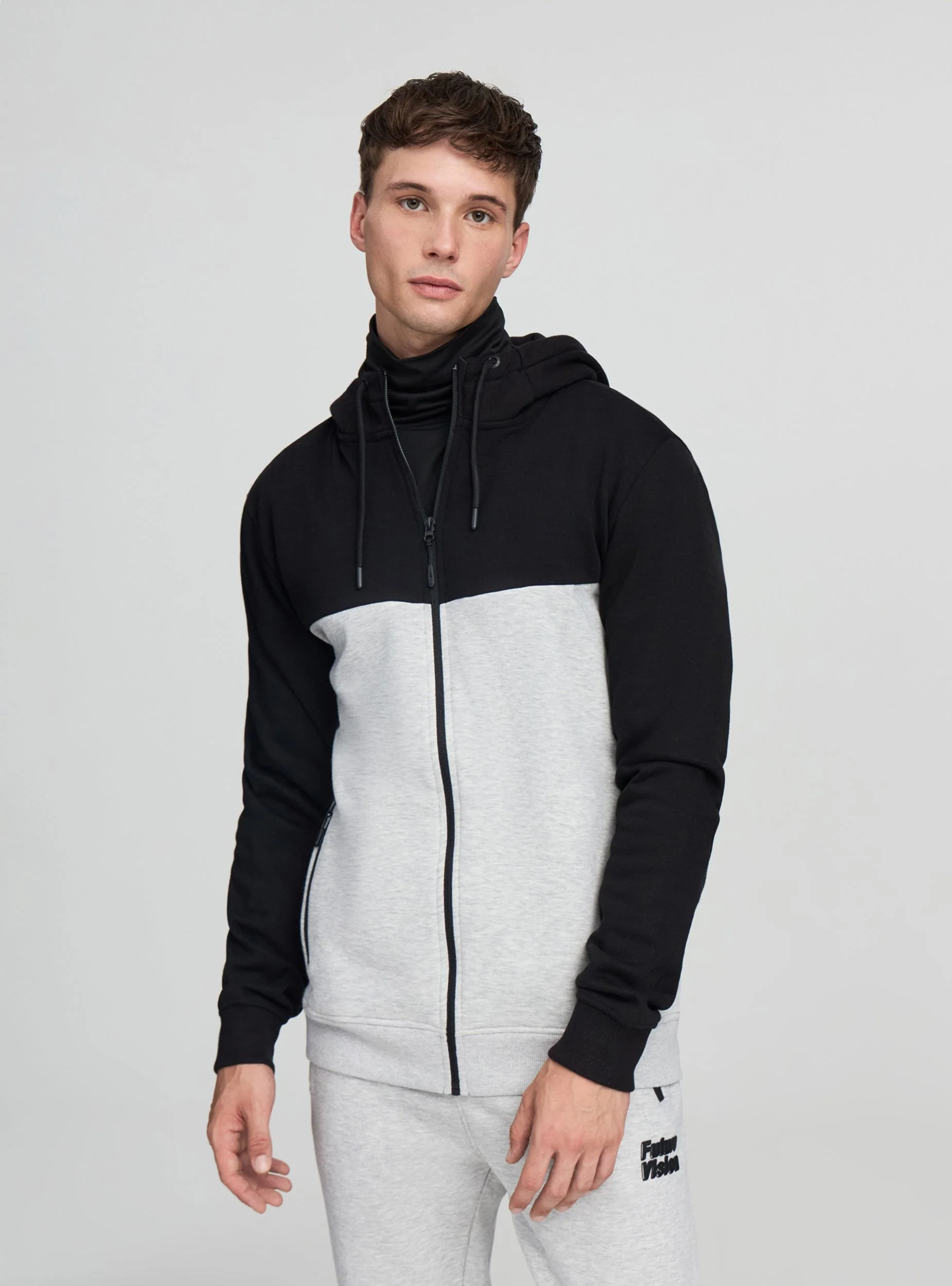 Felpa tecnica con cappuccio e zip block color - Image 7