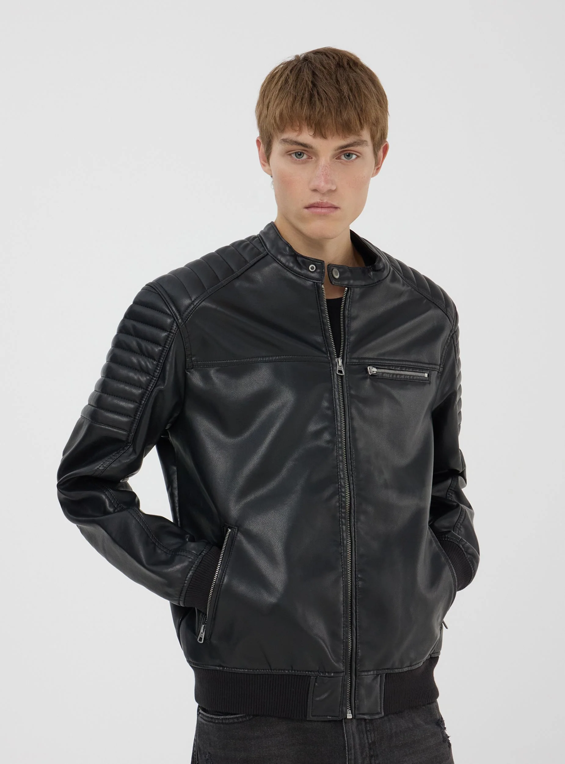 Giacca biker in similpelle con colletto coreano - Image 3