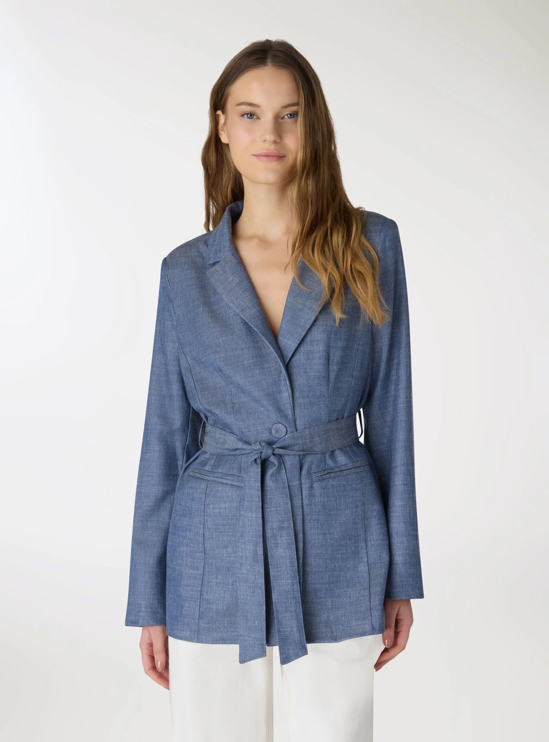 Giacca blazer con cintura - Image 2