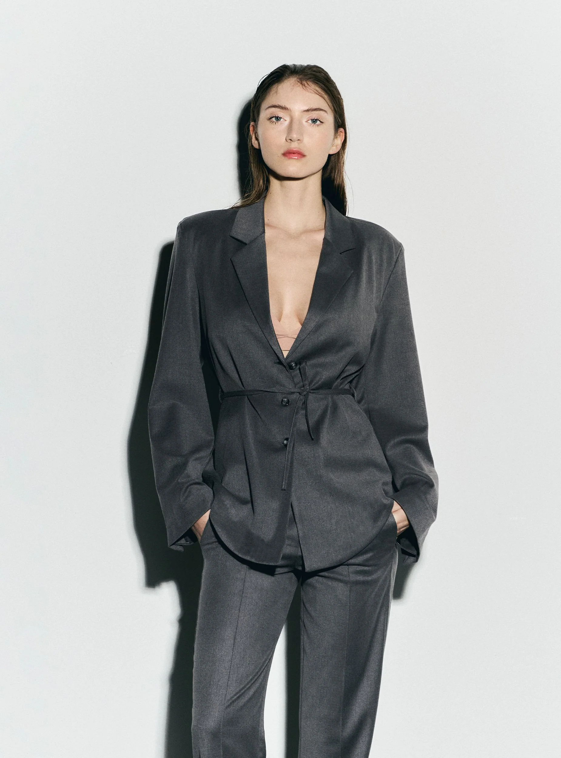 Giacca blazer con cintura - Image 8
