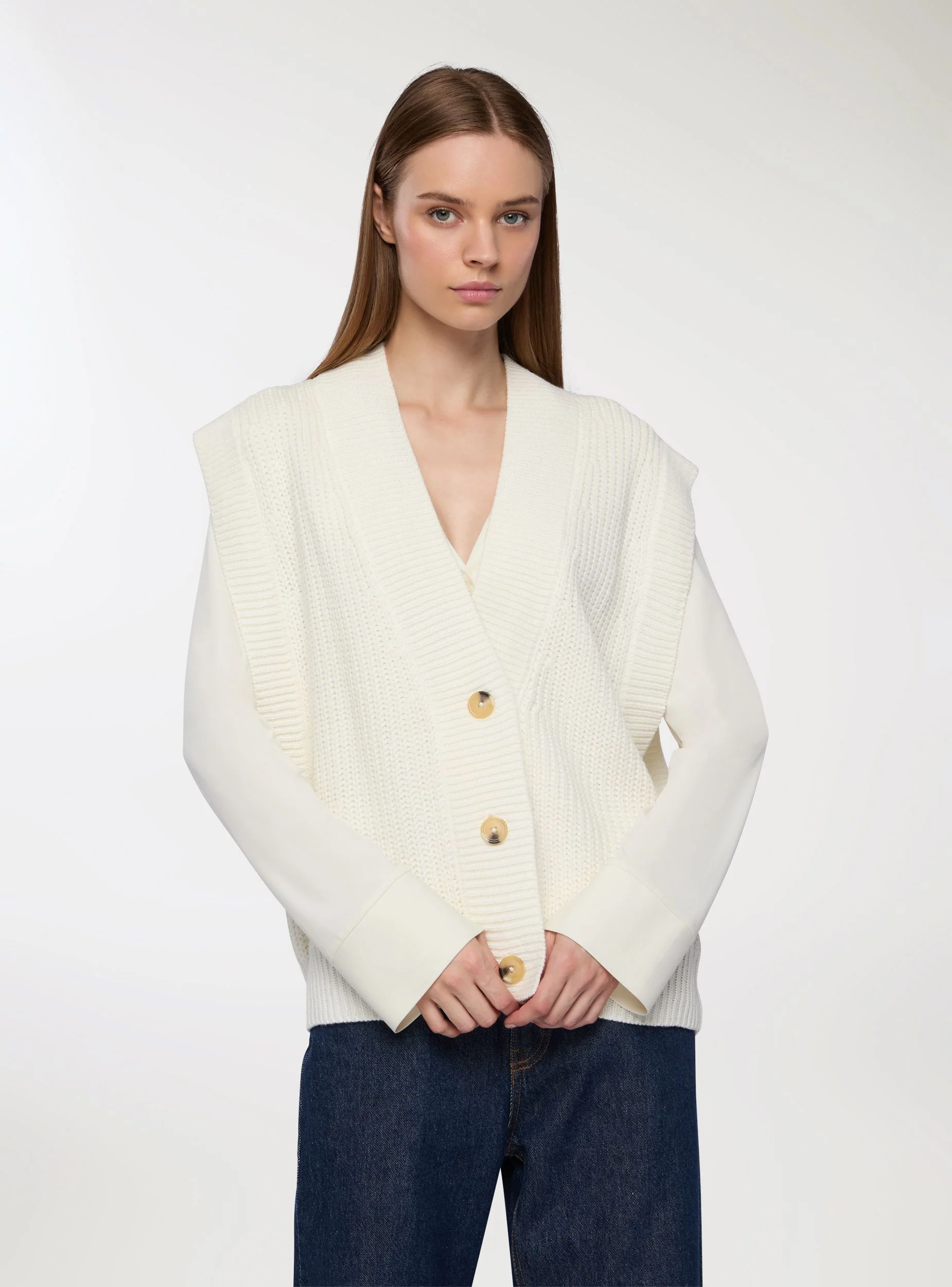 Gilet cardigan con bottoni - Image 3
