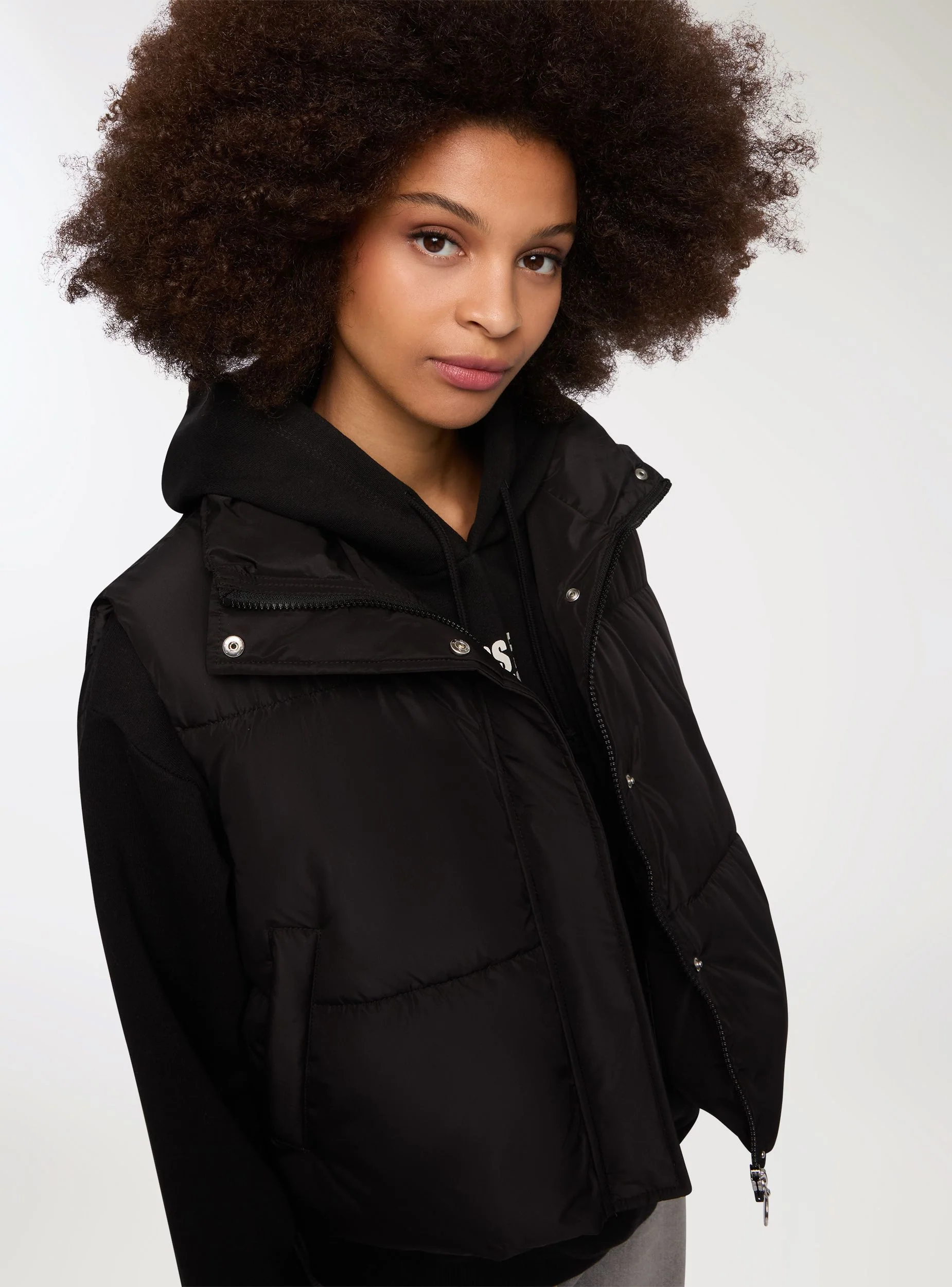 Gilet imbottito con collo alto - Image 2