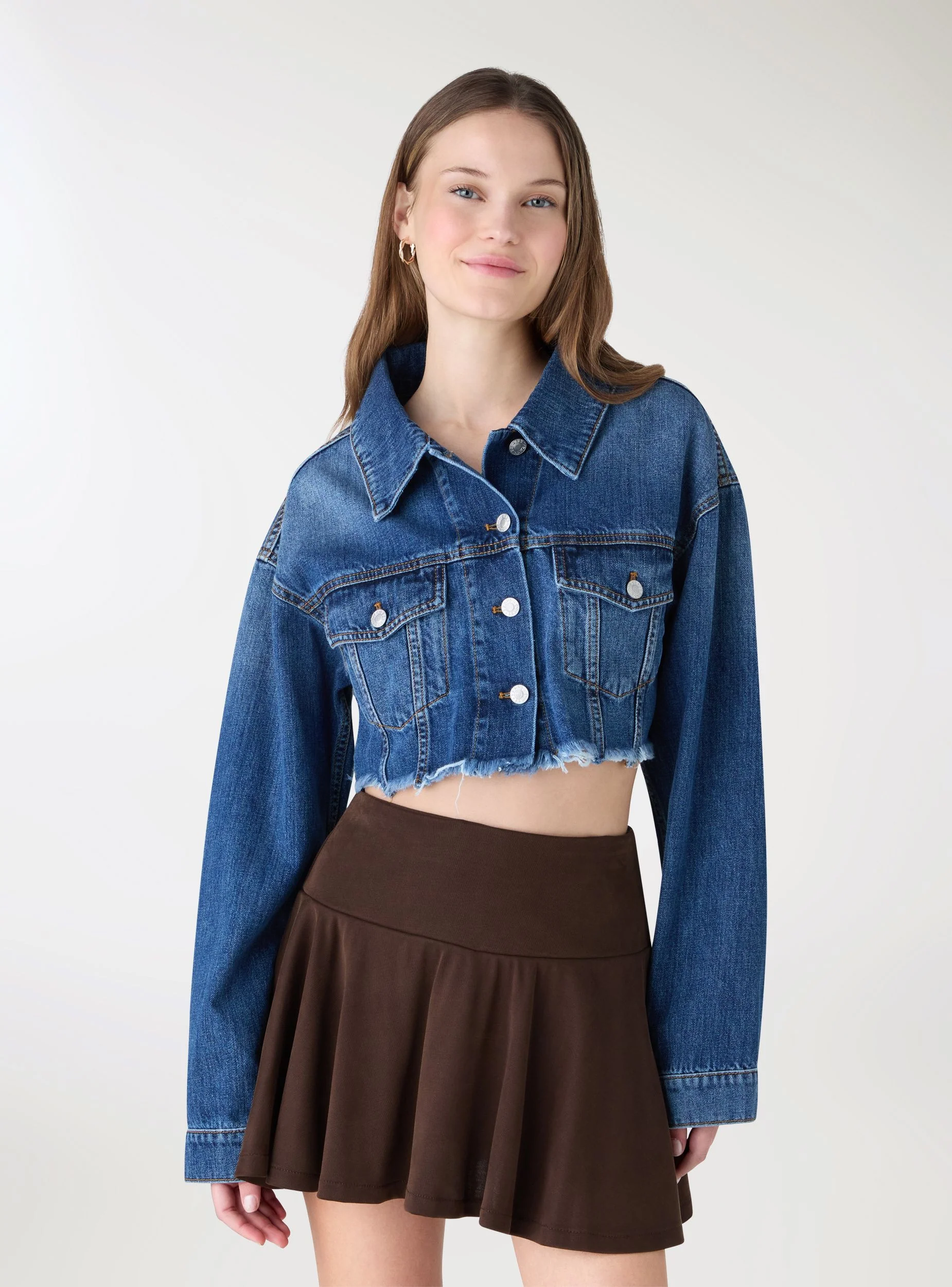 Giubbino crop in denim con tasche - Image 2