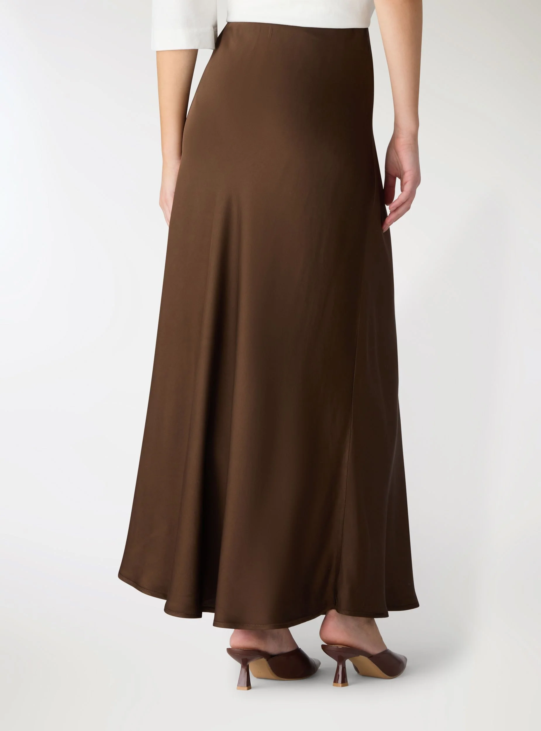 Gonna lunga a taglio sbieco satin - Image 3
