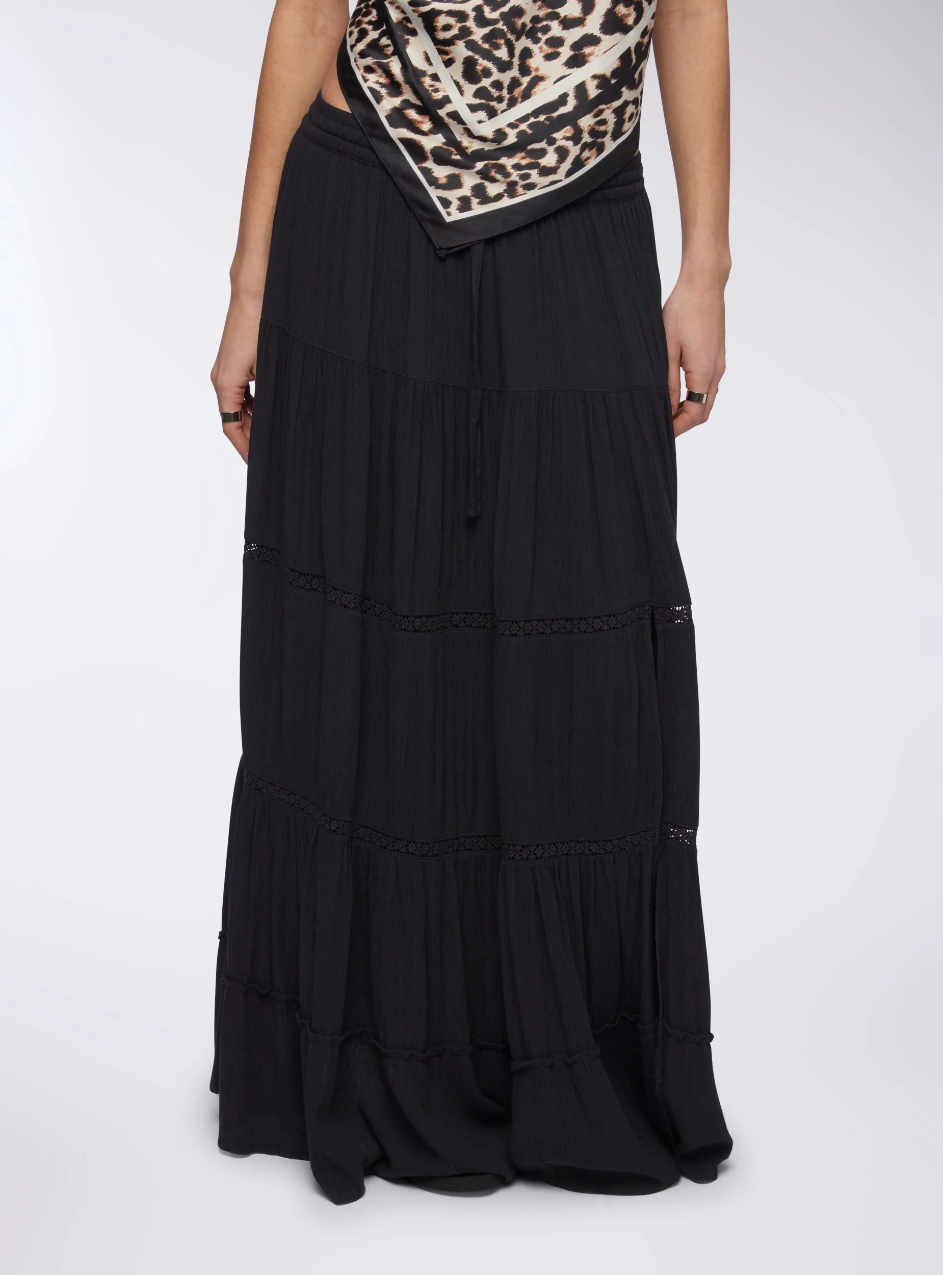 Gonna lunga con inserto in macramè - Image 2