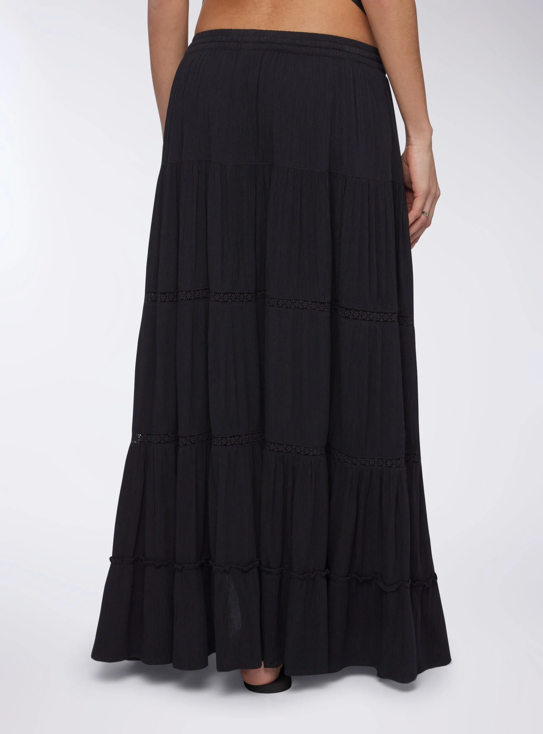 Gonna lunga con inserto in macramè - Image 4