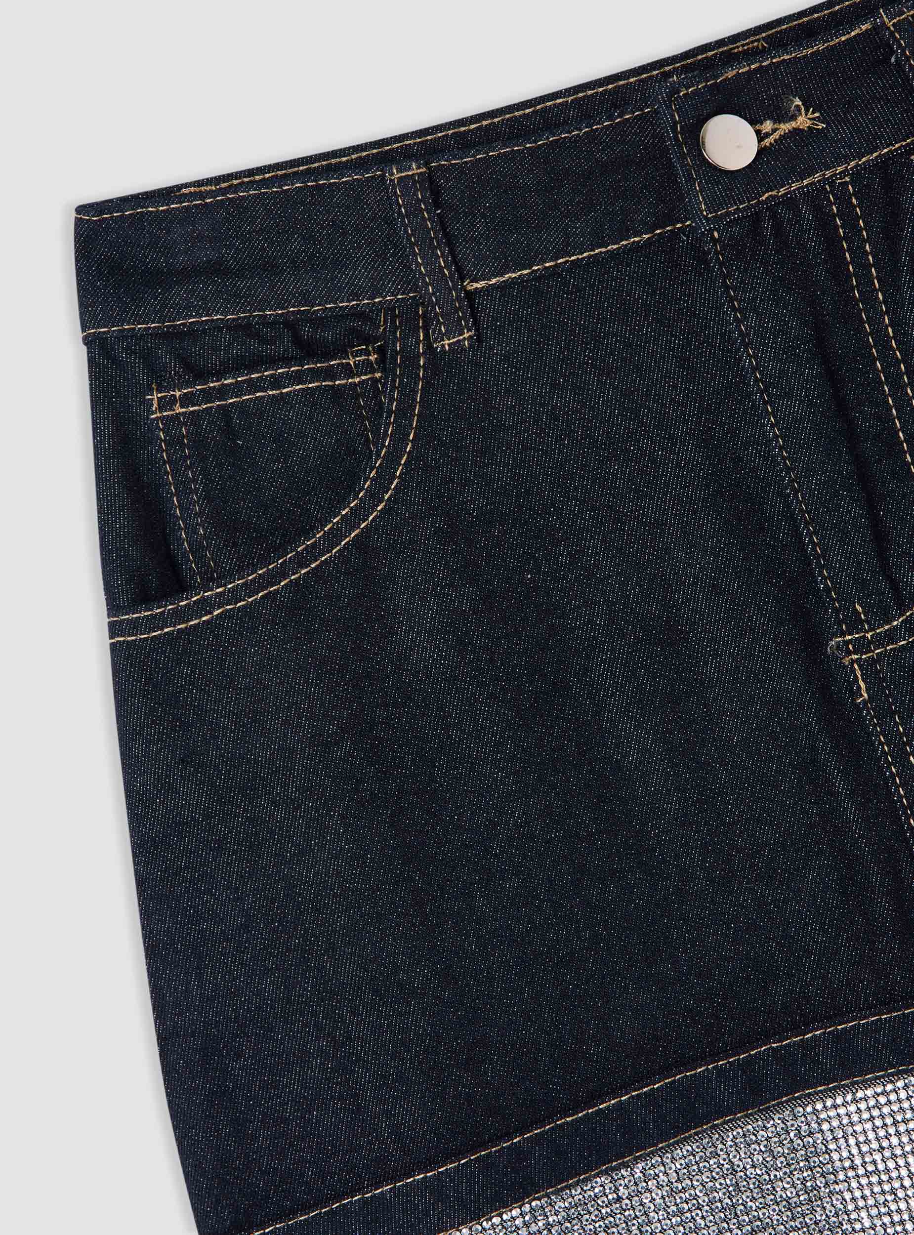 Gonna mini in denim con applicazioni strass - Image 6
