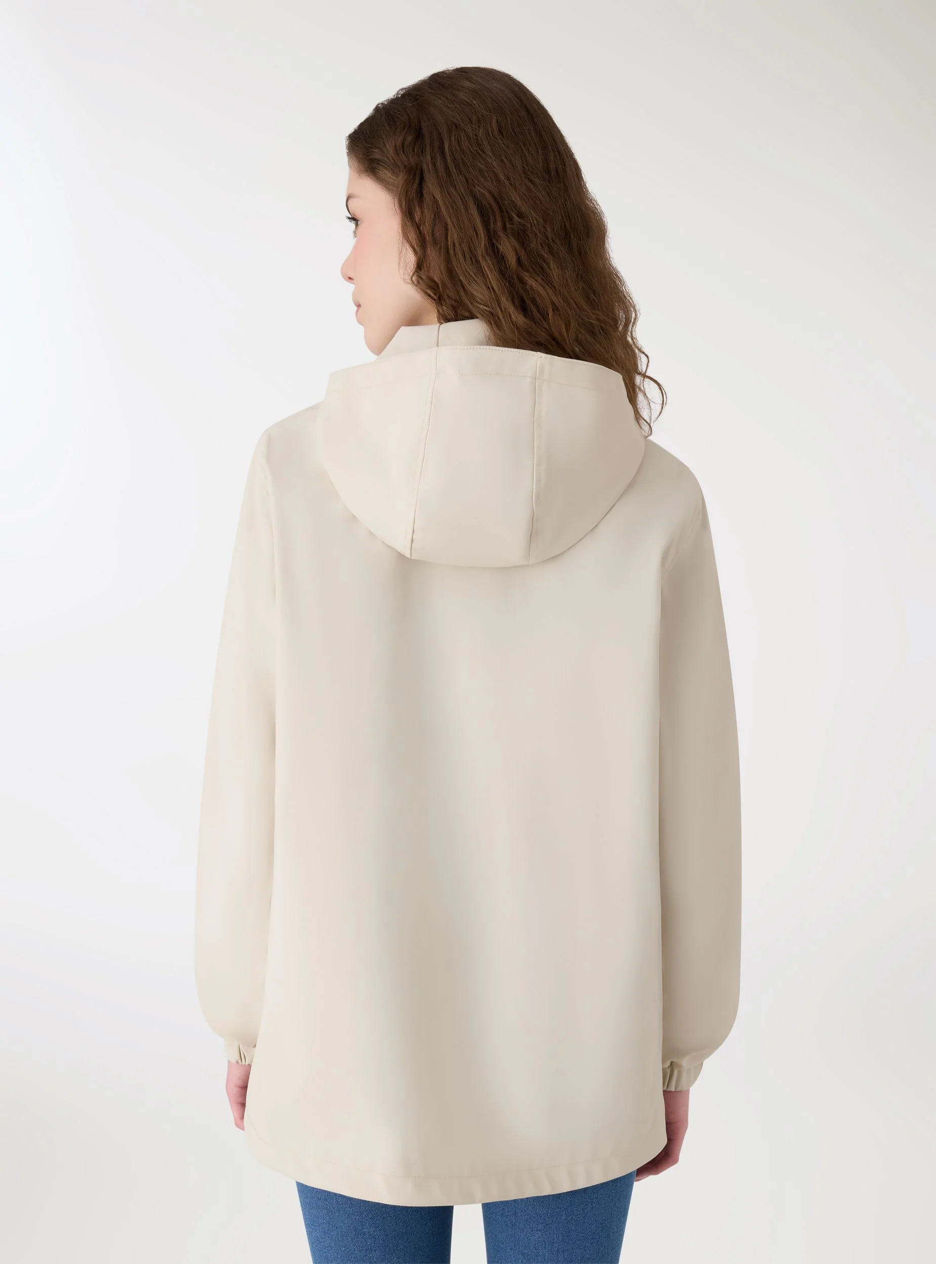 Impermeabile con cappuccio - Image 3