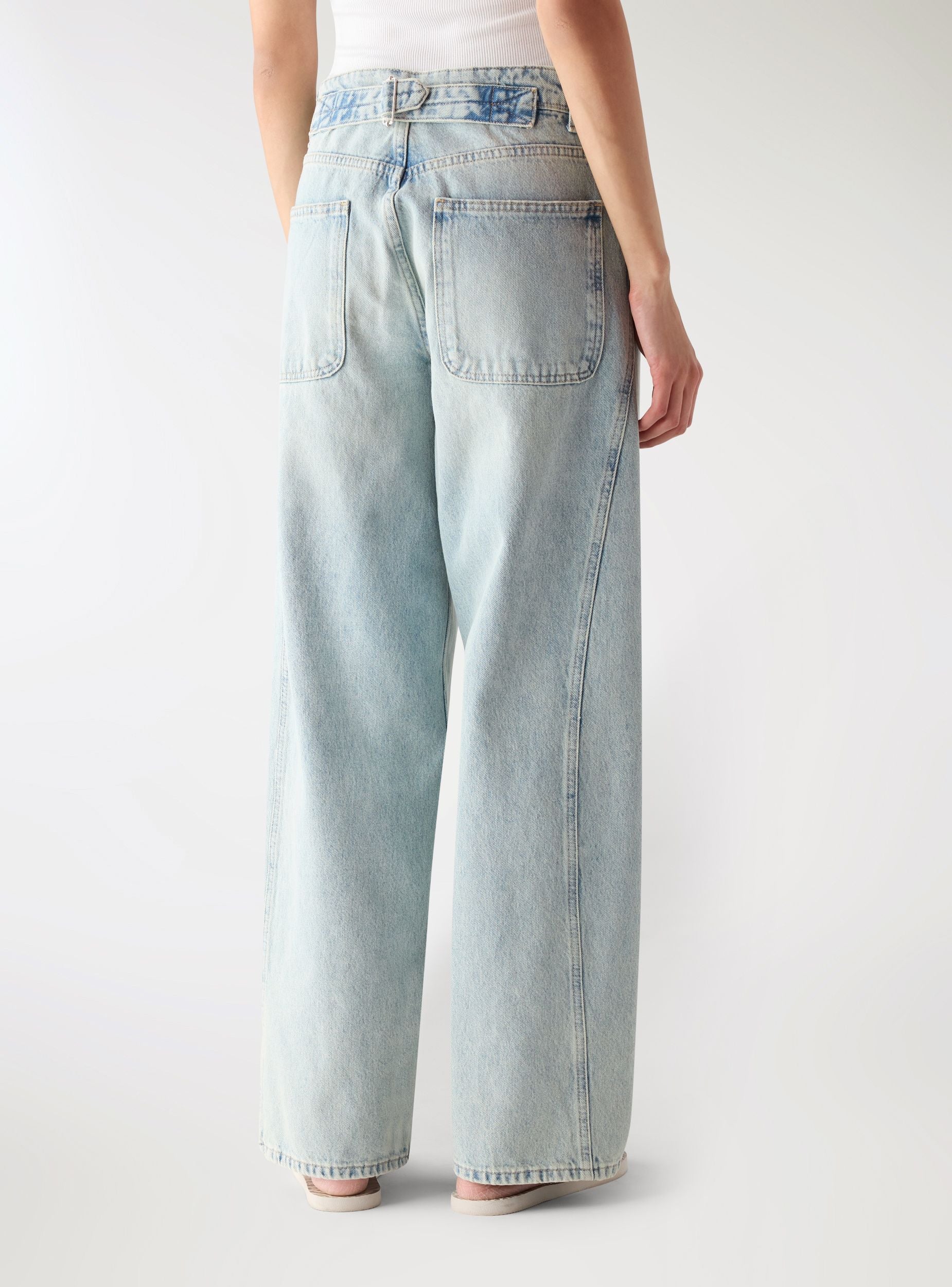 Jeans barrel con tagli laterali - Image 2