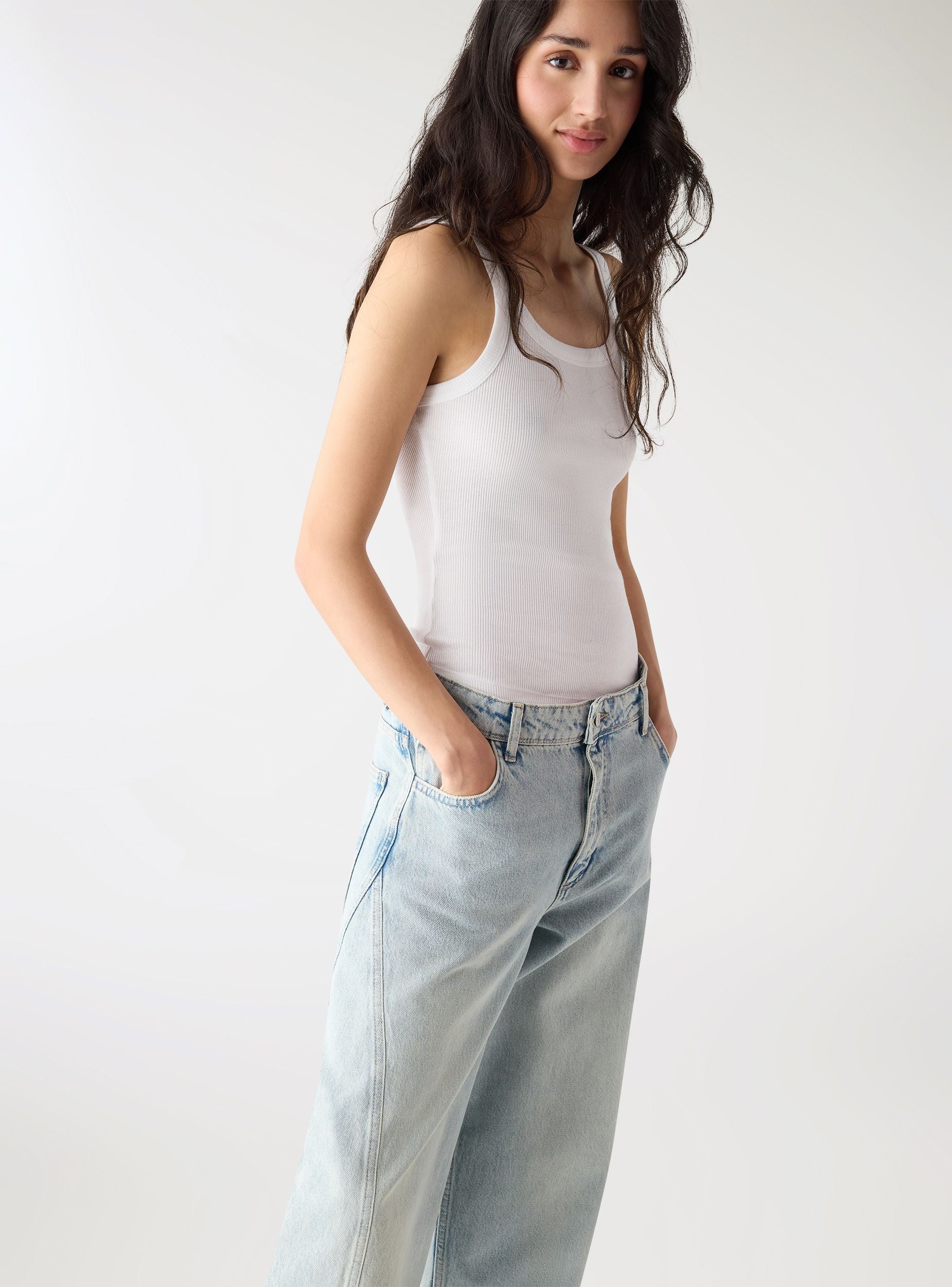 Jeans barrel con tagli laterali - Image 3