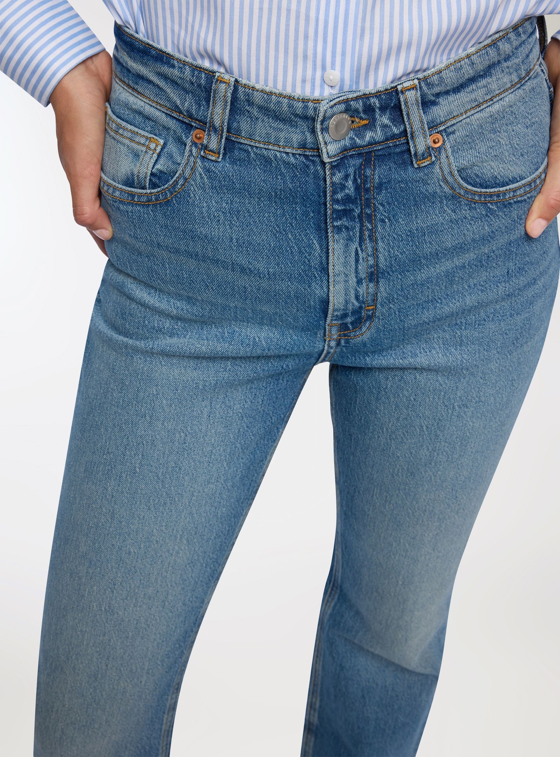 Jeans bootcut a tinta unita - Image 4