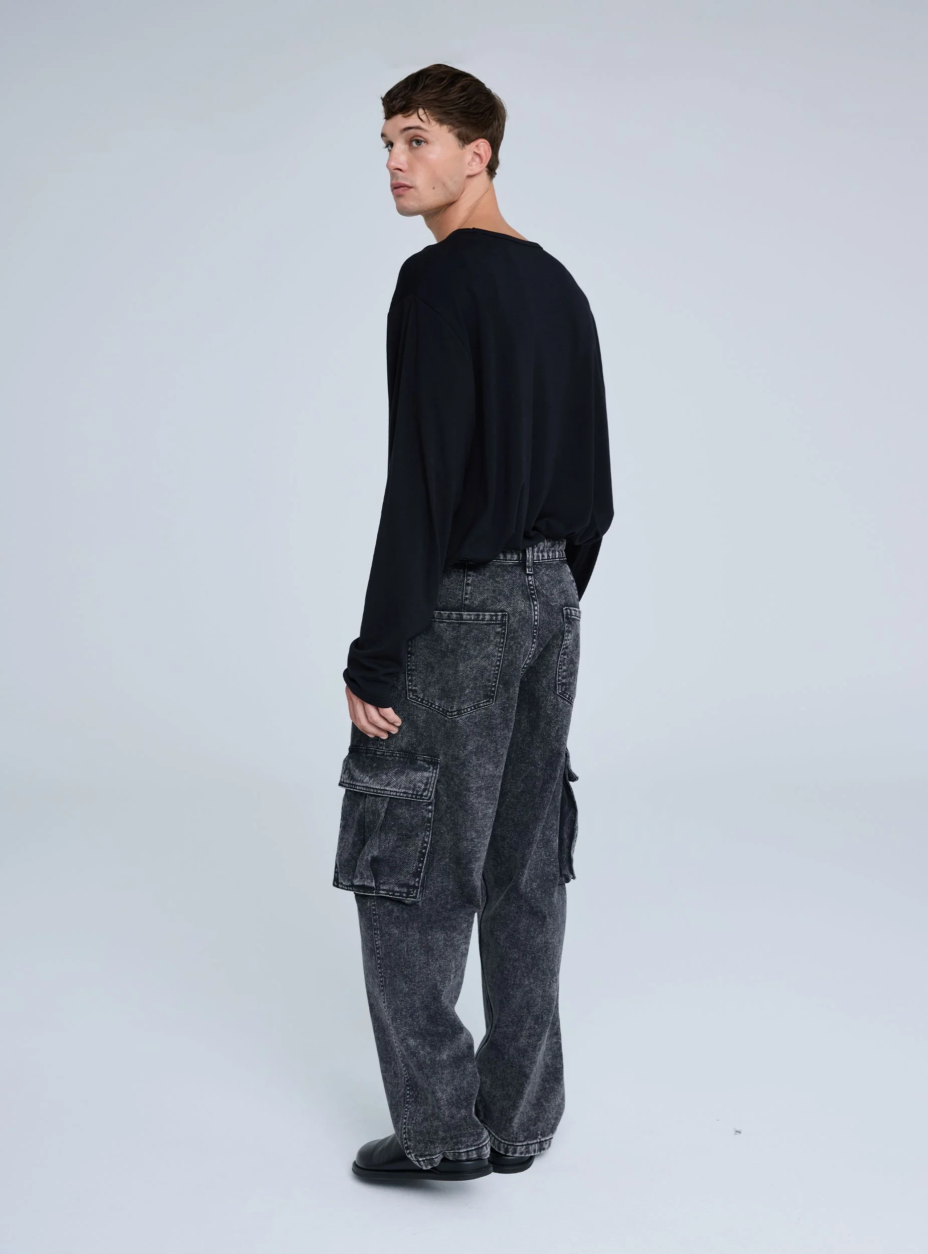 Jeans cargo superbaggy effetto slavato - Image 2