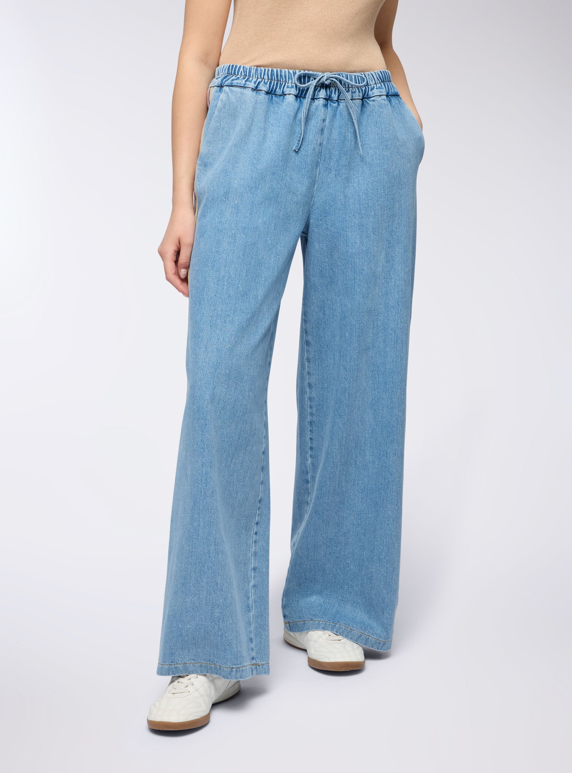 Jeans jogger con banda laterale - Image 3