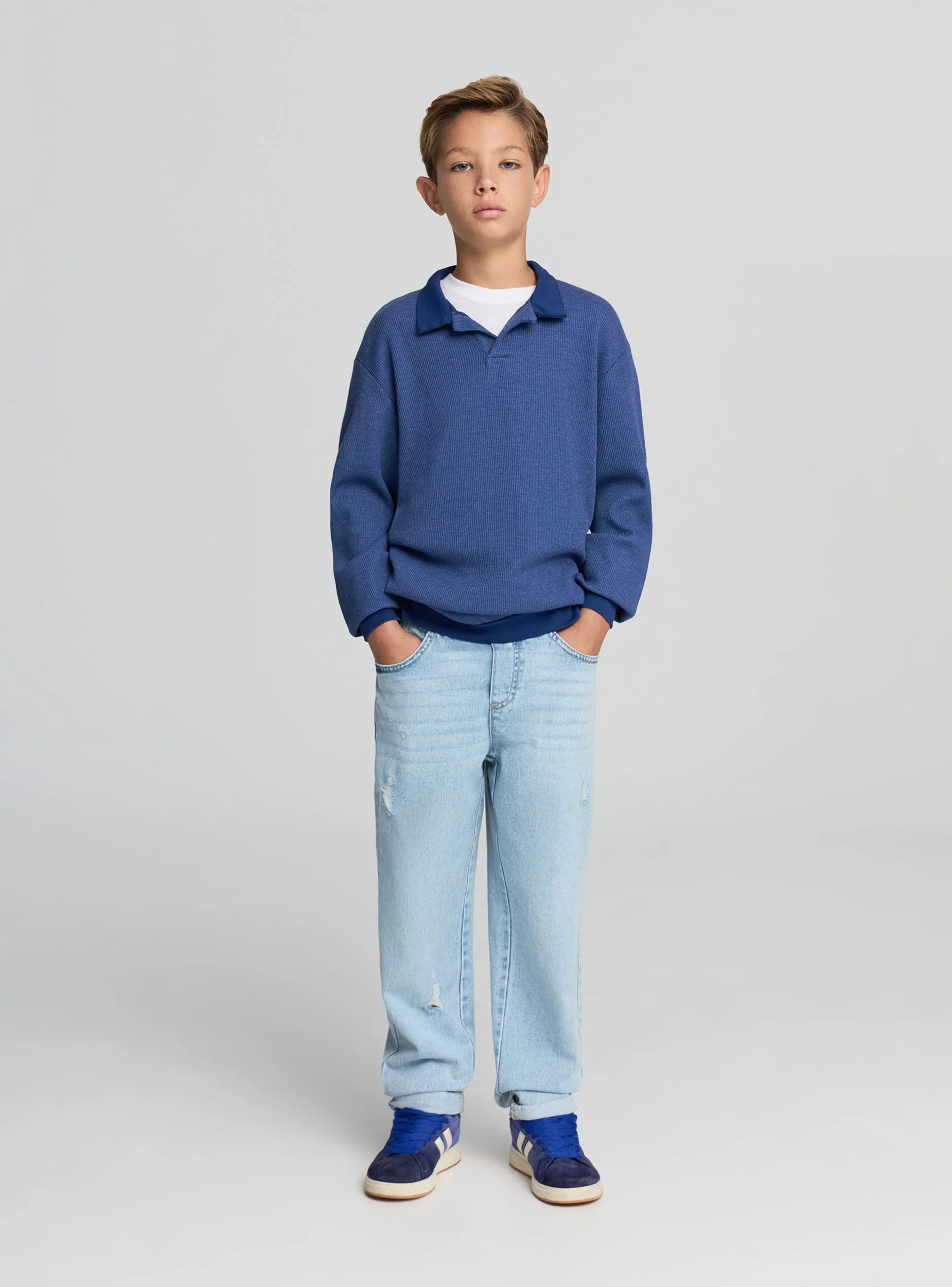 Jeans jogger con strappi - Image 3