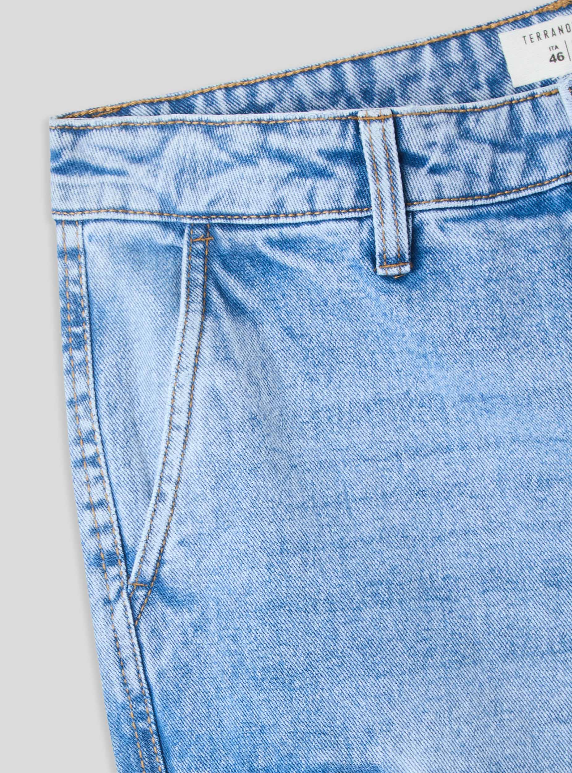 Jeans over cargo - Image 6