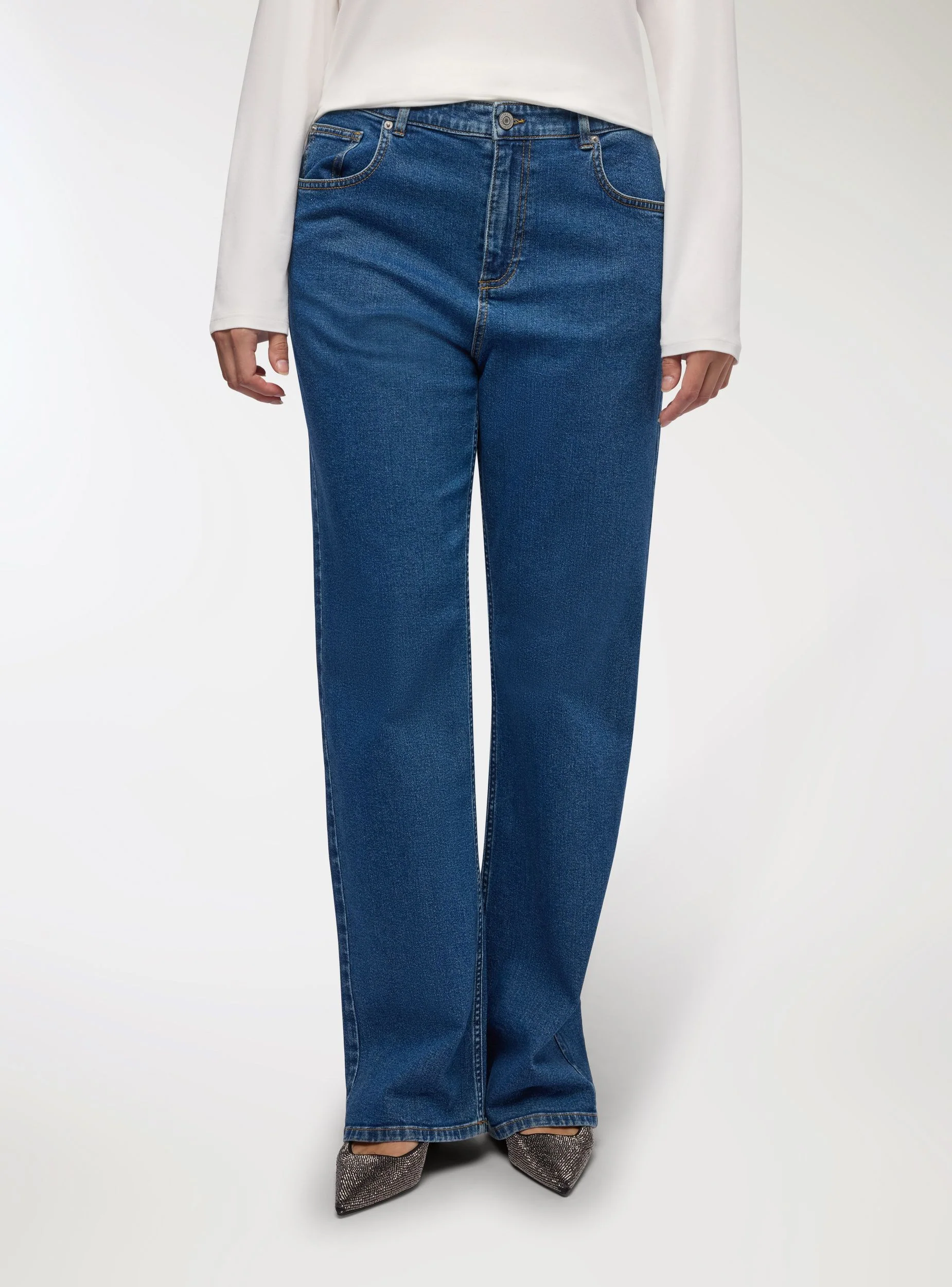 Jeans scuri straight fit